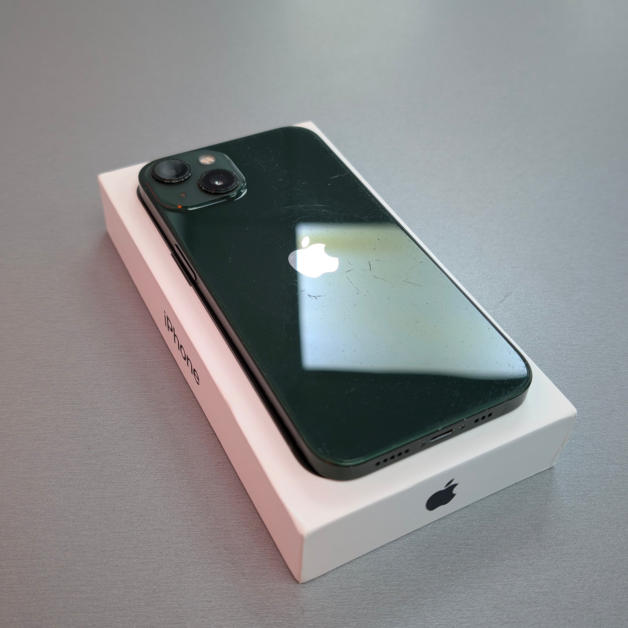 Apple iPhone 13 128GB Green 100% Battery Health