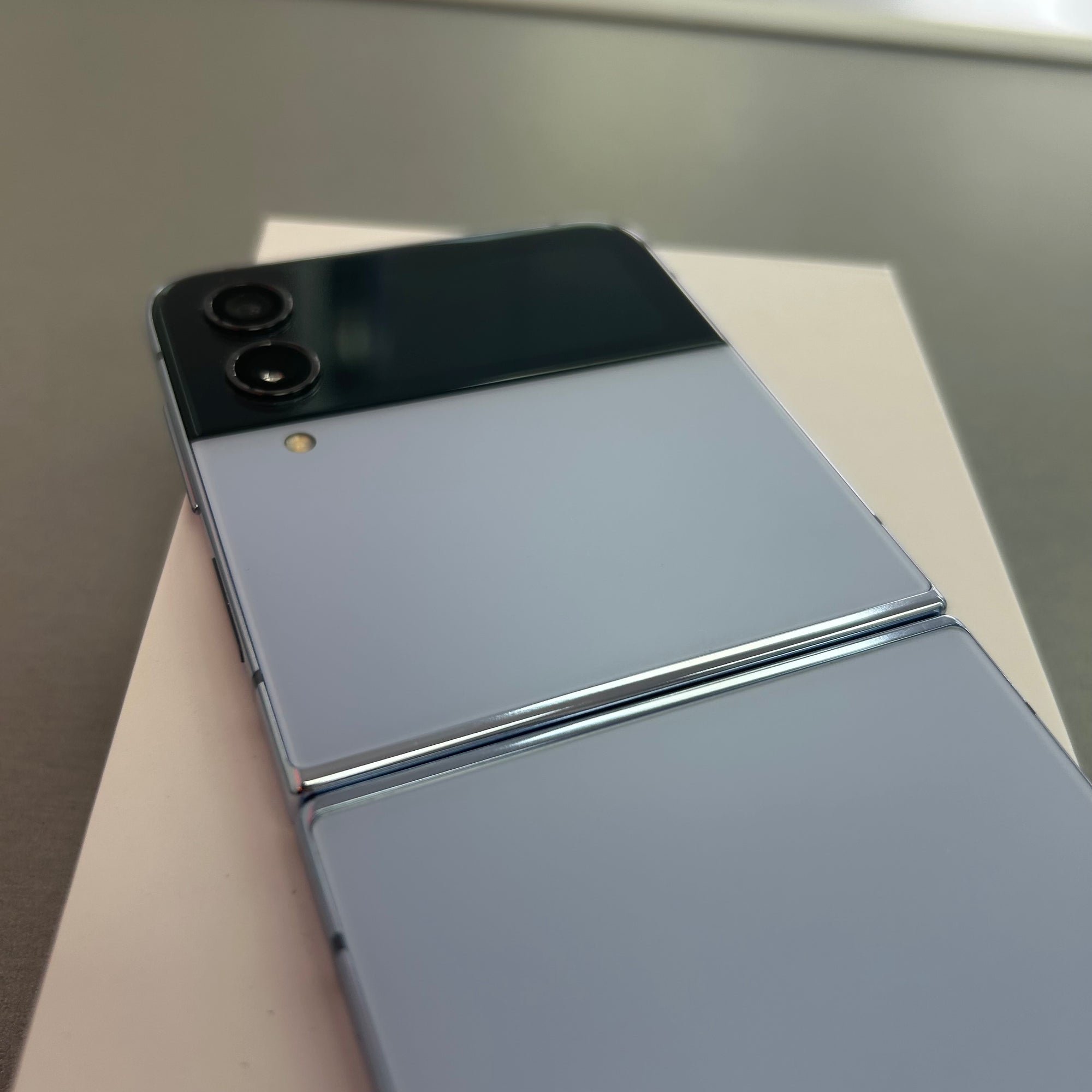 Samsung Galaxy Z Flip4 Blue 128GB Unlocked