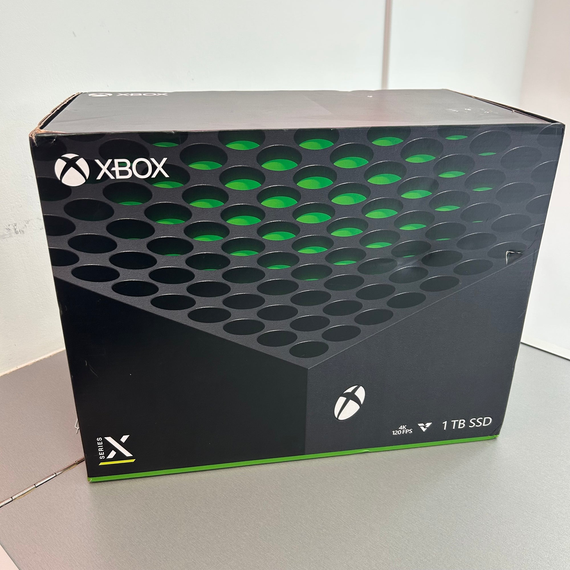 Xbox Series X 1TB Games console - All Accessories Included