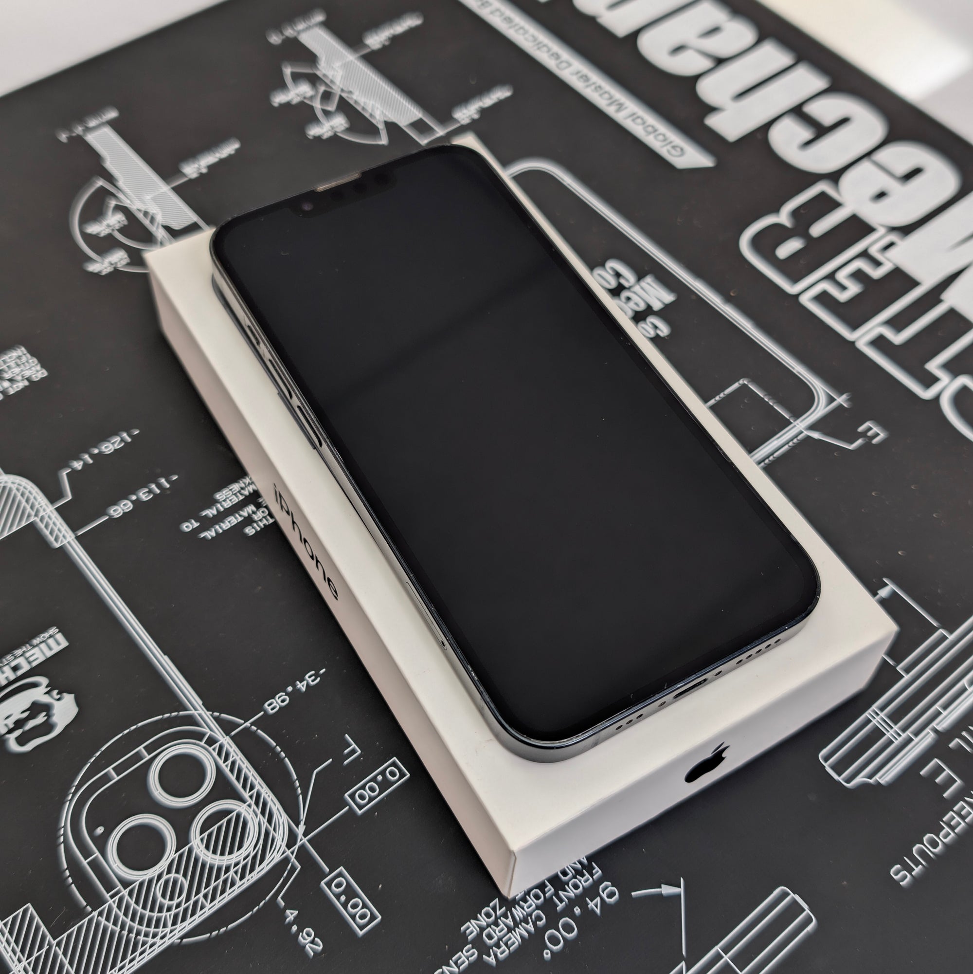 Apple iPhone 13 128GB Midnight 100% Battery