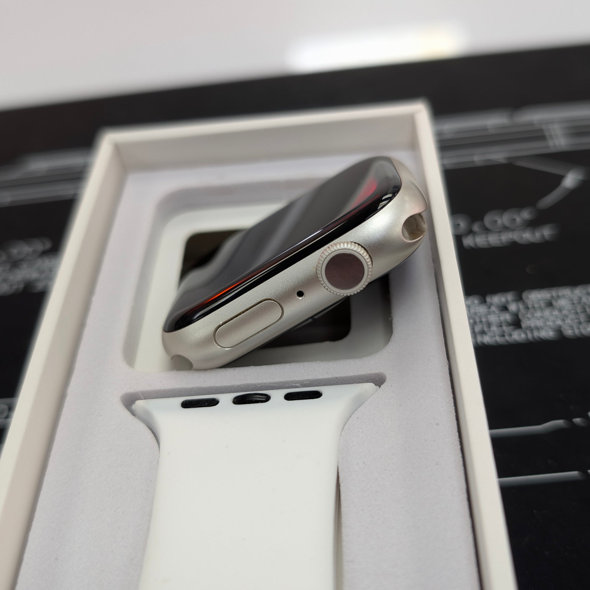 Apple Watch Series 9, 45mm Silver WiFi only