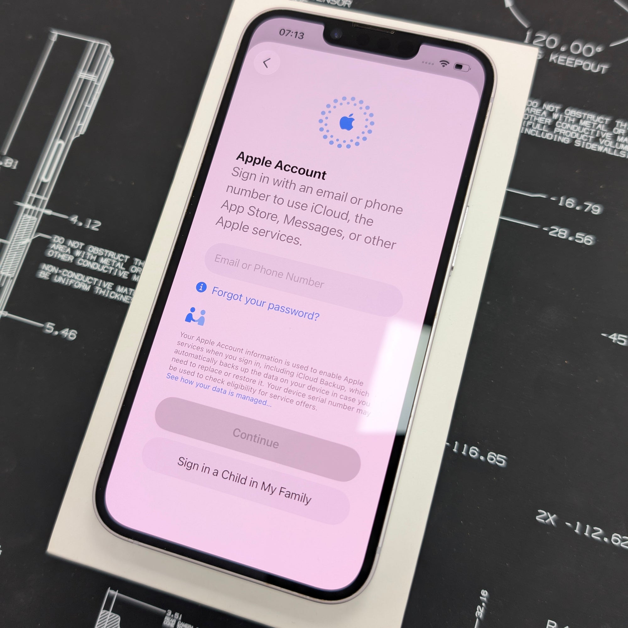 Apple iPhone 14 128GB - Purple - 100% Battery Health