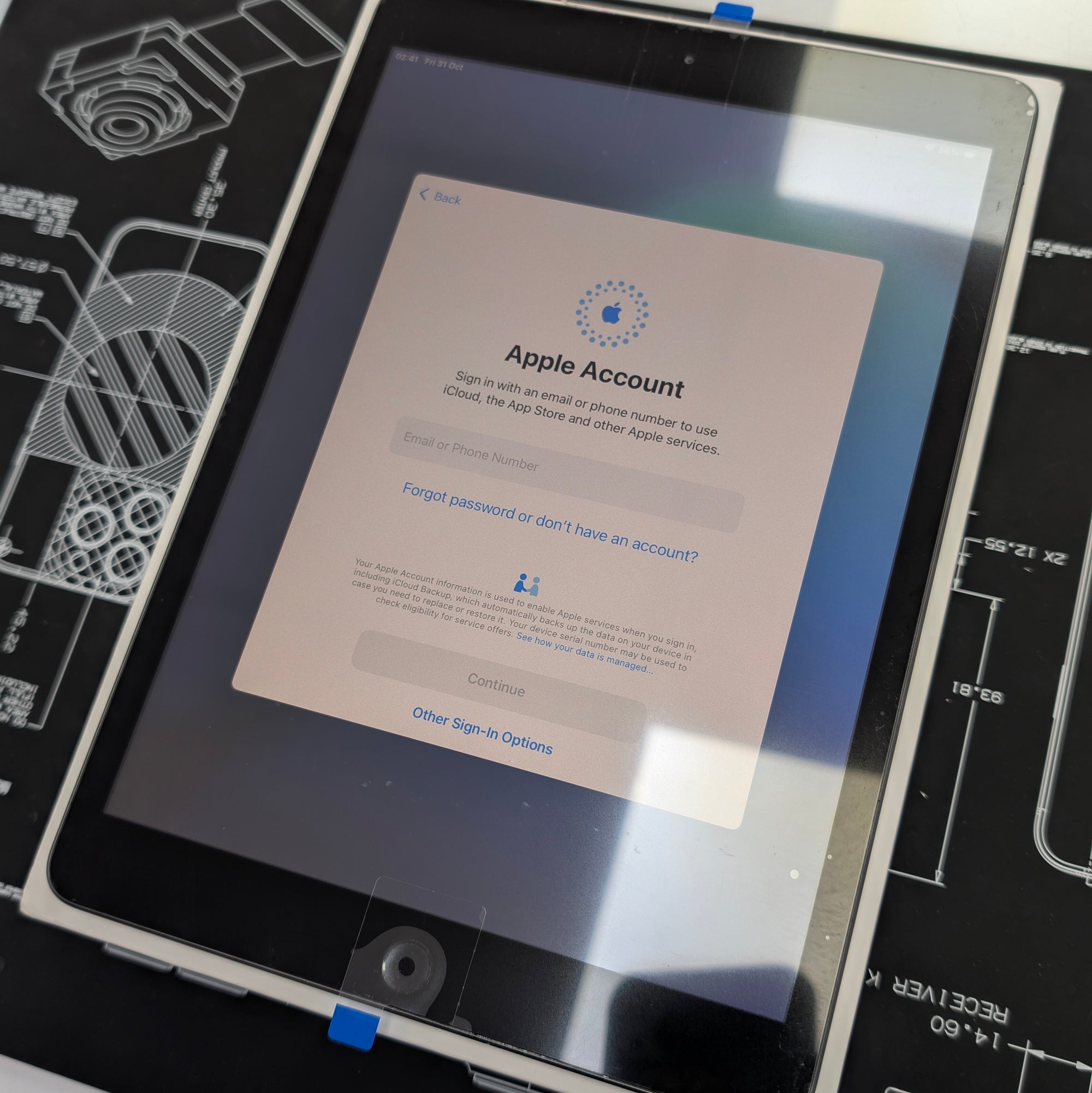 Apple iPad 8th Generation - 128GB Space Grey Wi-Fi