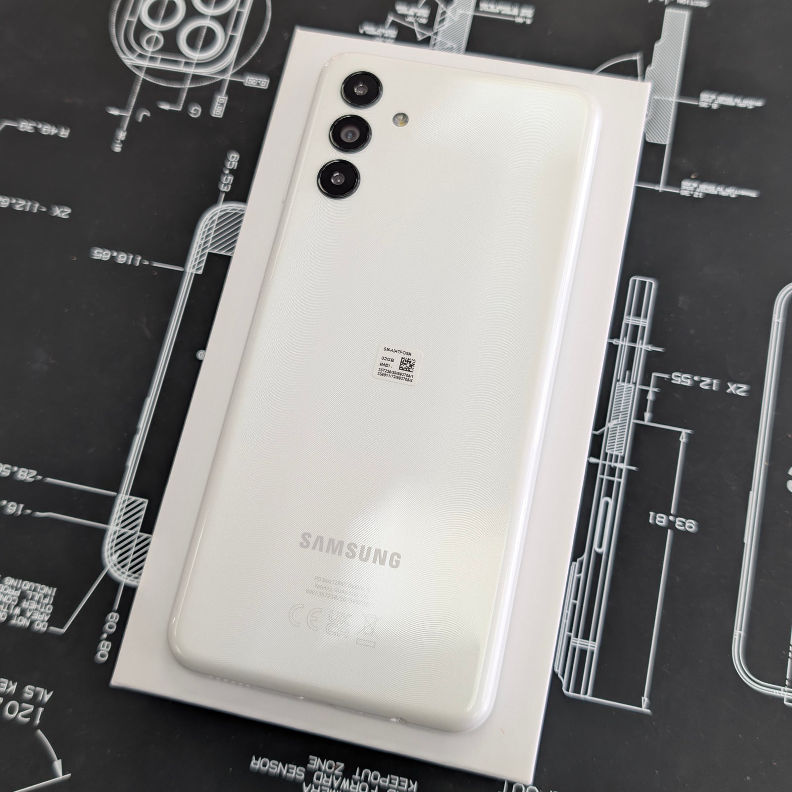 Samsung Galaxy A04S 32GB Unlocked White