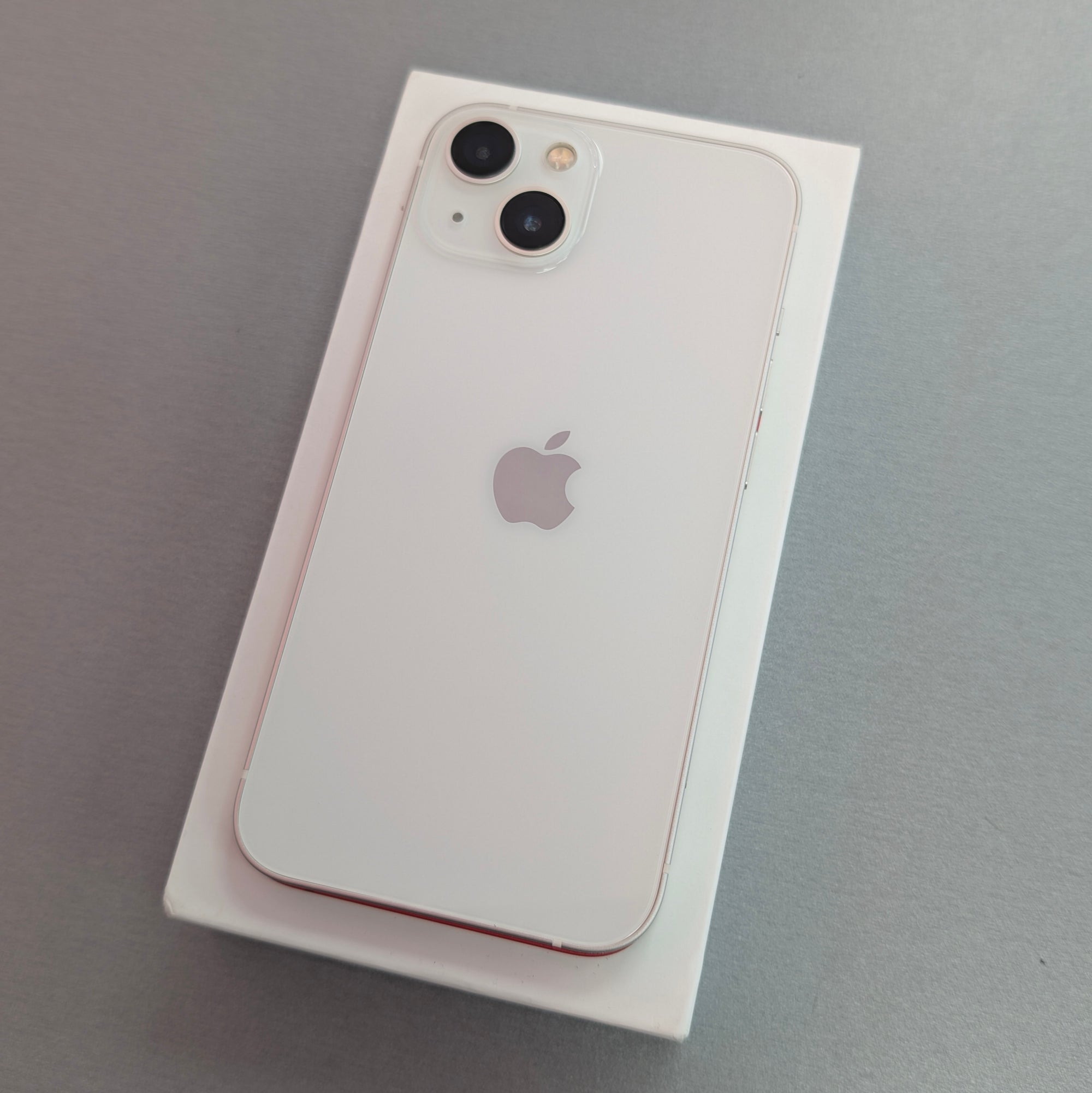 Apple iPhone 13 128GB White 100% Battery Health