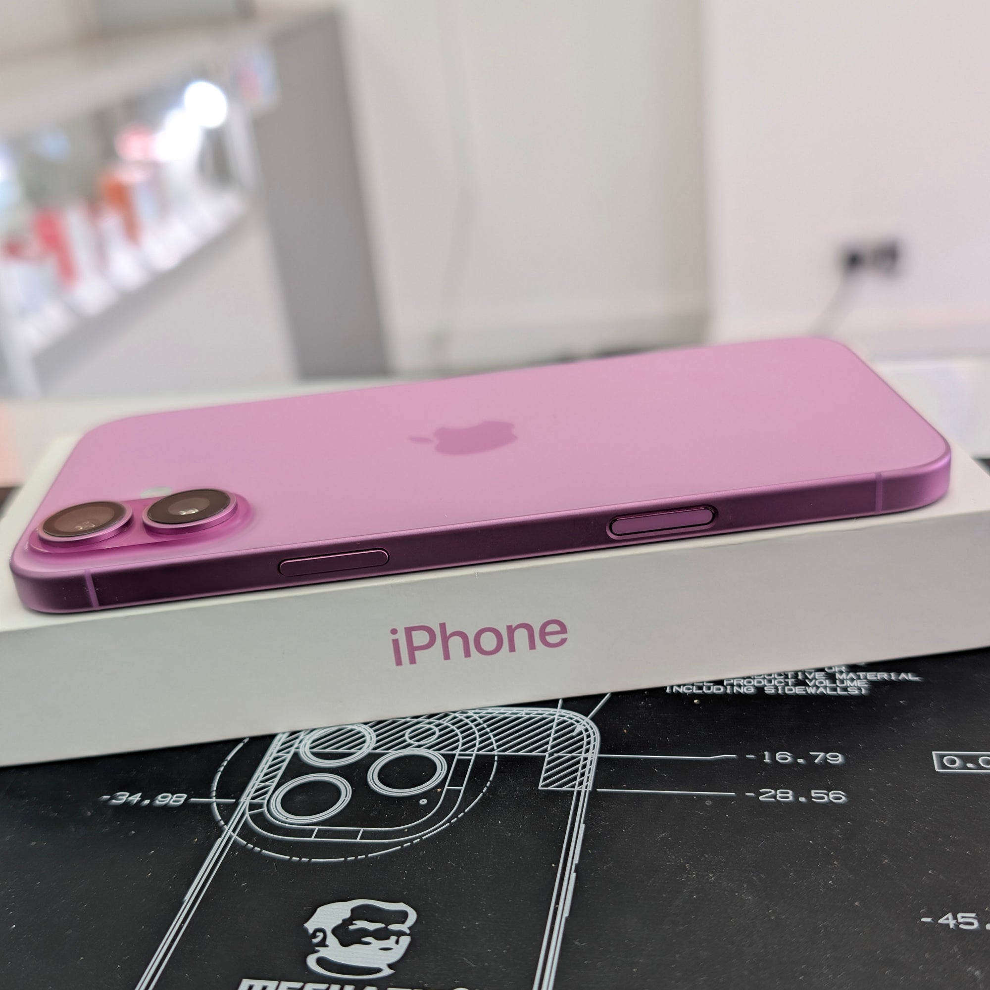 Apple iPhone 16 Plus 128GB Pink 100% Battery Health