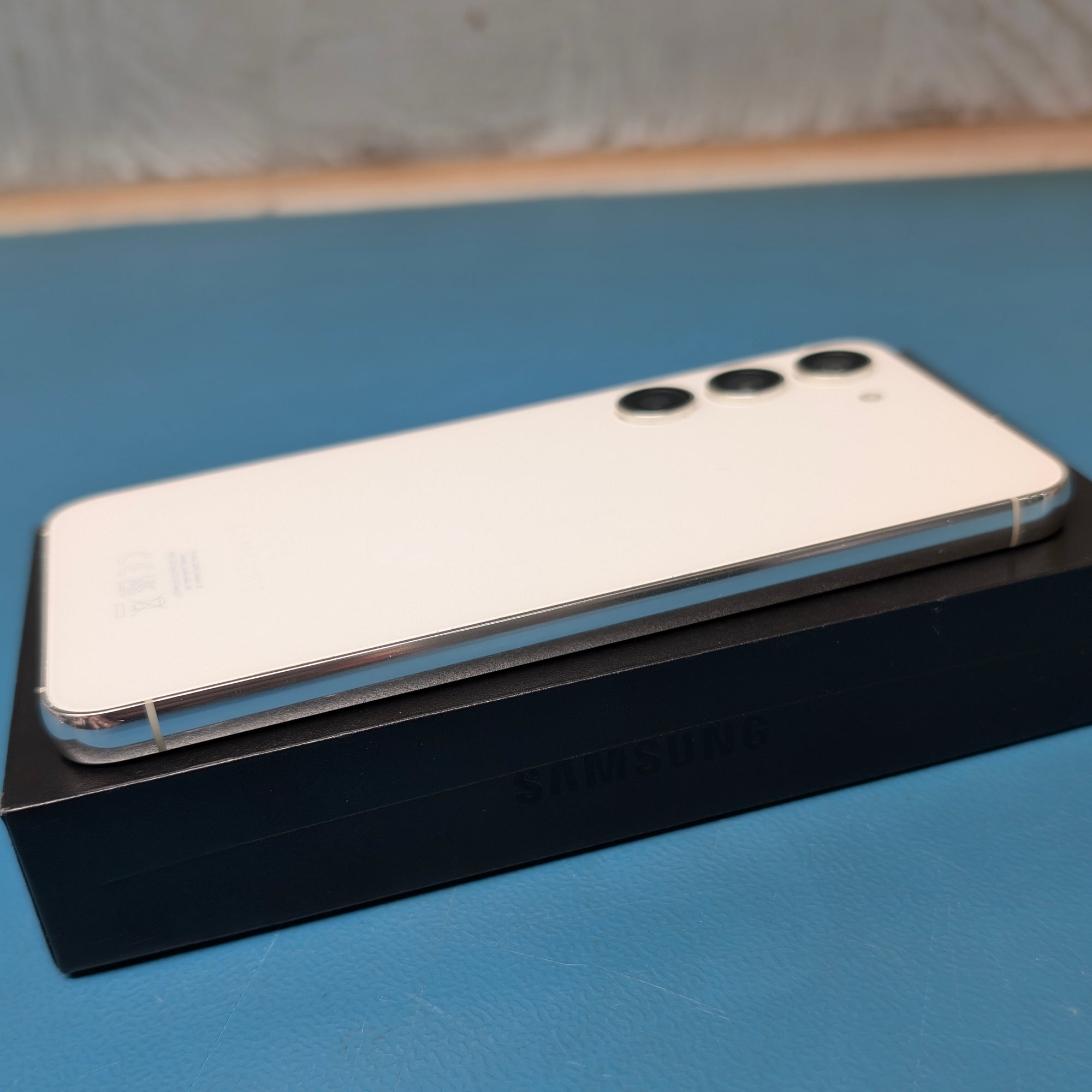 Samsung Galaxy S23 White 128GB