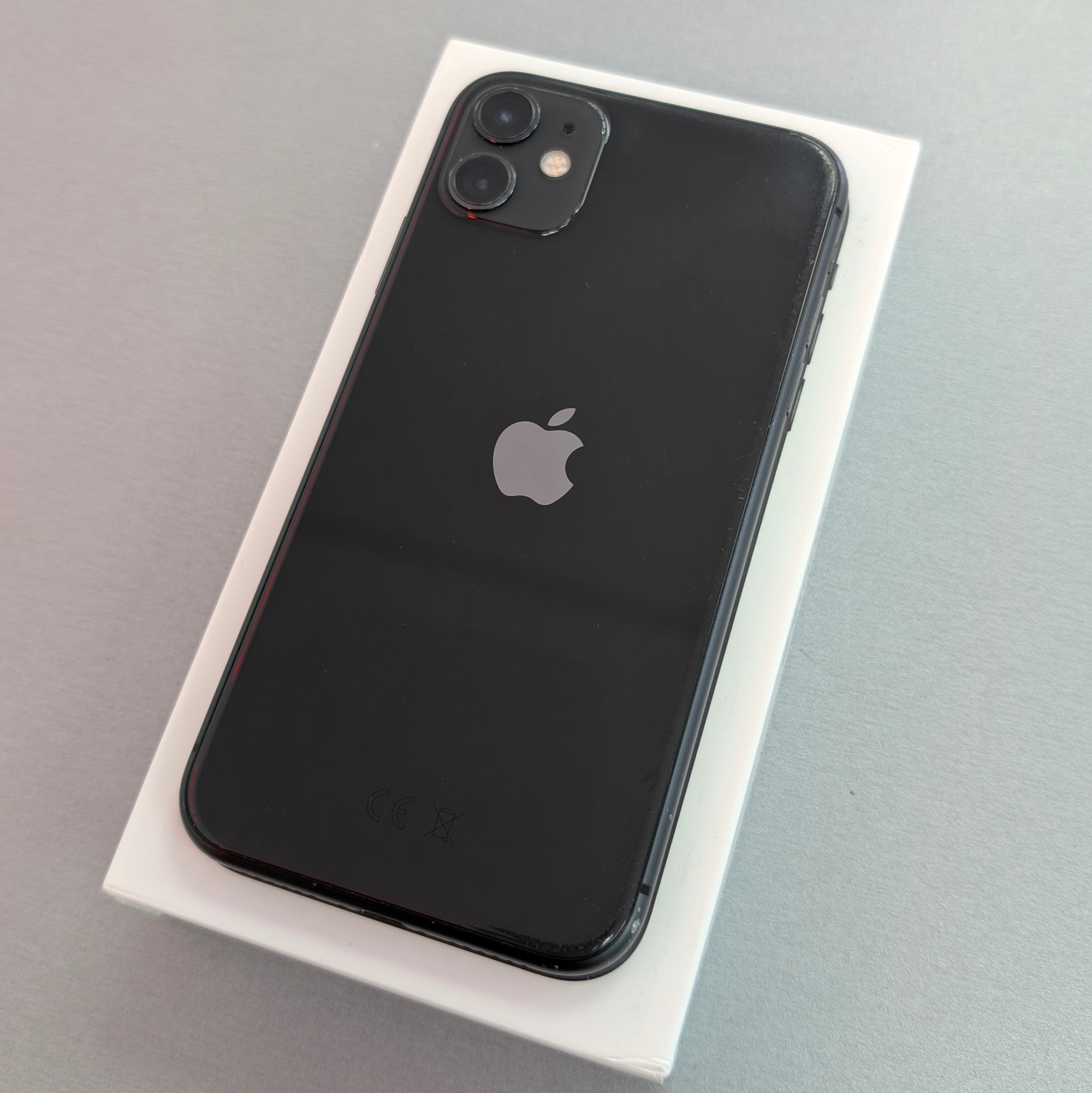 Apple iPhone 11 64GB Black Unlocked Grade C