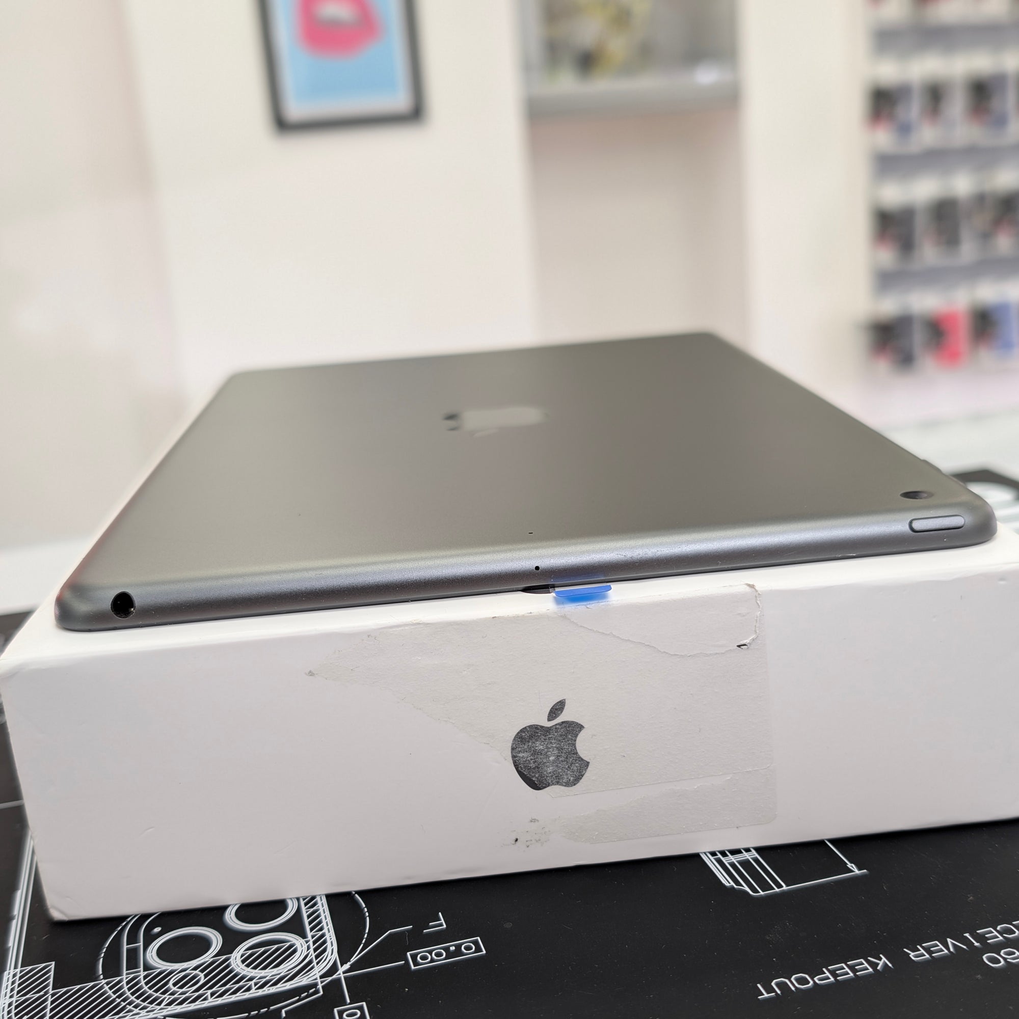 Apple iPad 8th Generation - 128GB Space Grey Wi-Fi