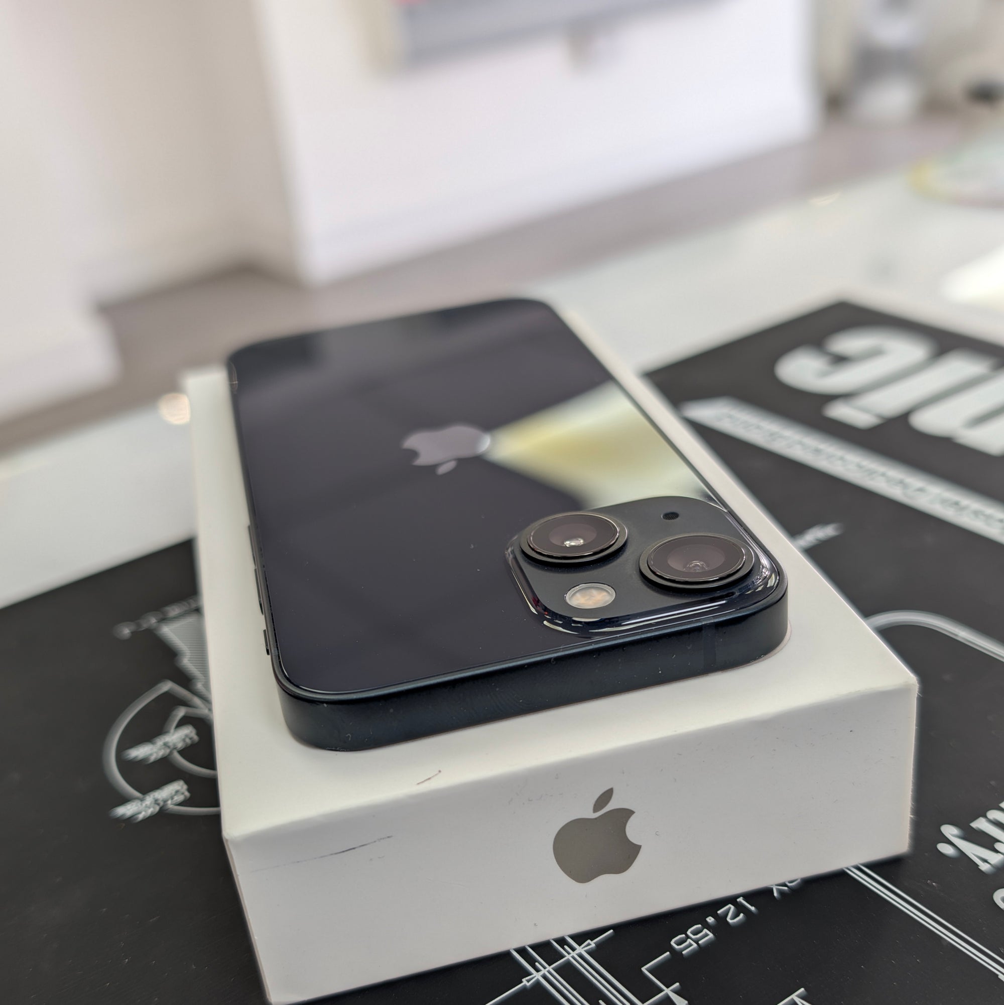 Apple iPhone 13 Mini 128GB Midnight Unlocked - 100% Battery Health