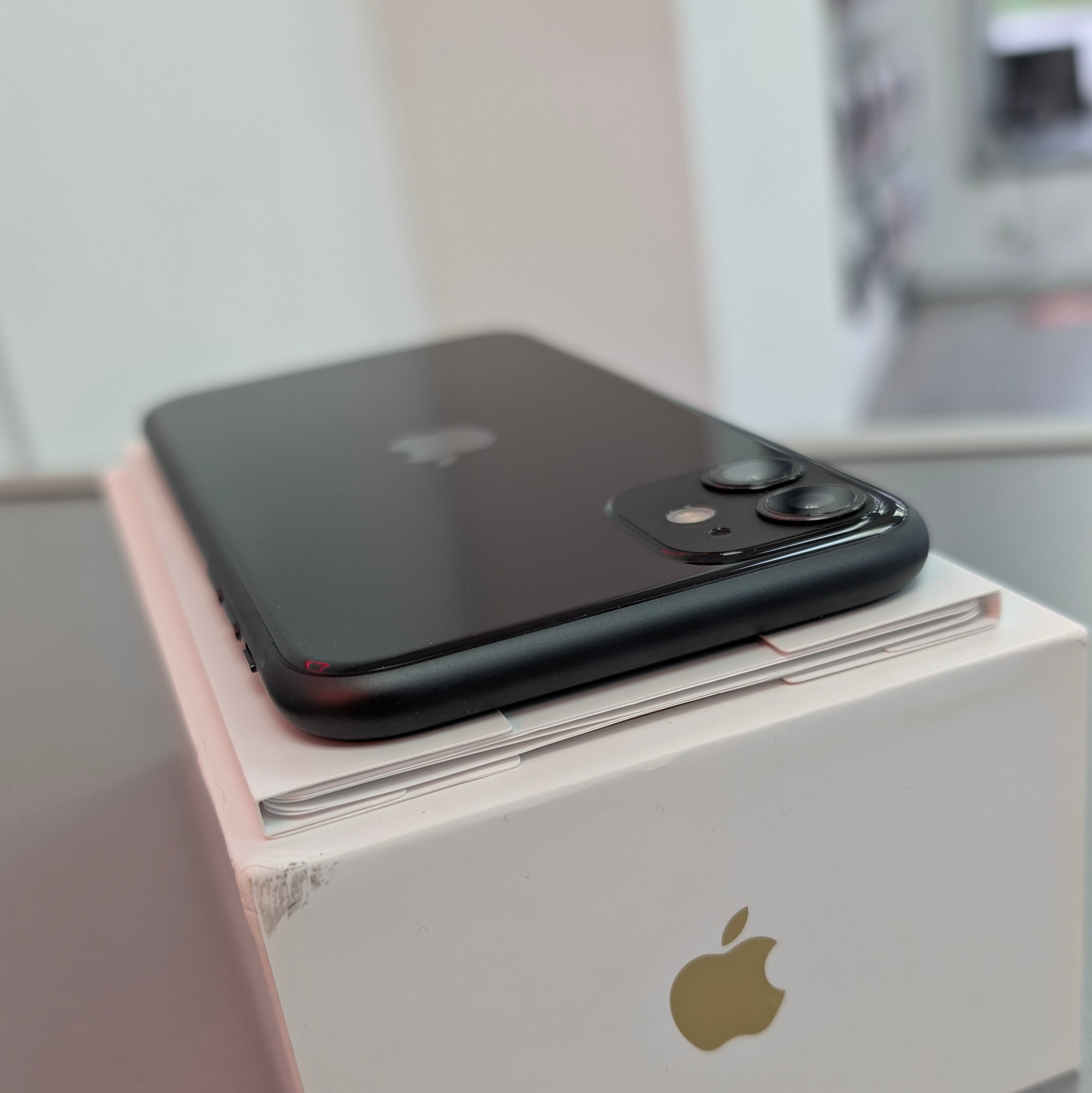 Apple iPhone 11 64GB Black Unlocked