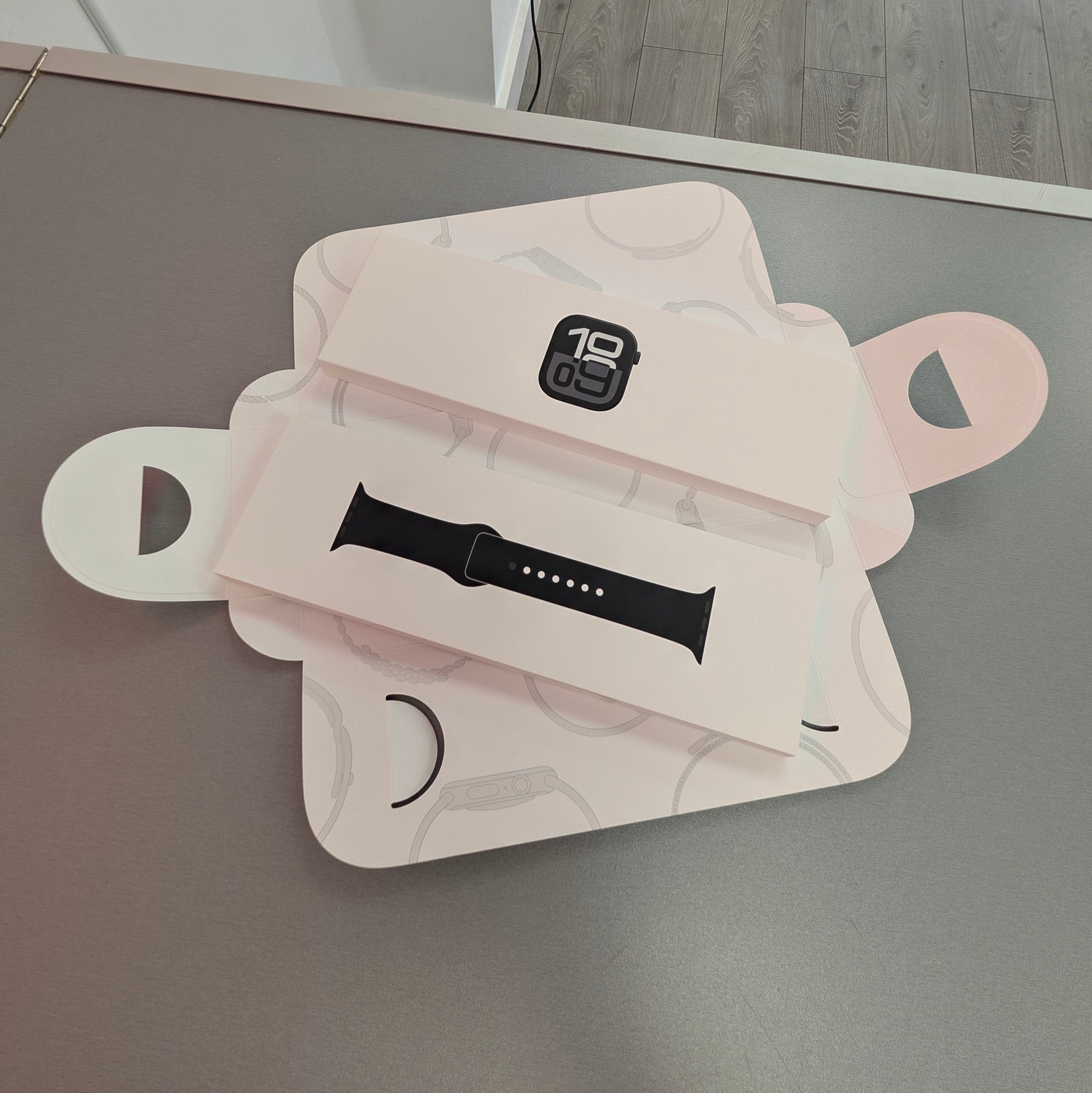 New Apple Watch Series 10, 42mm GPS Jet Black Aluminium Case