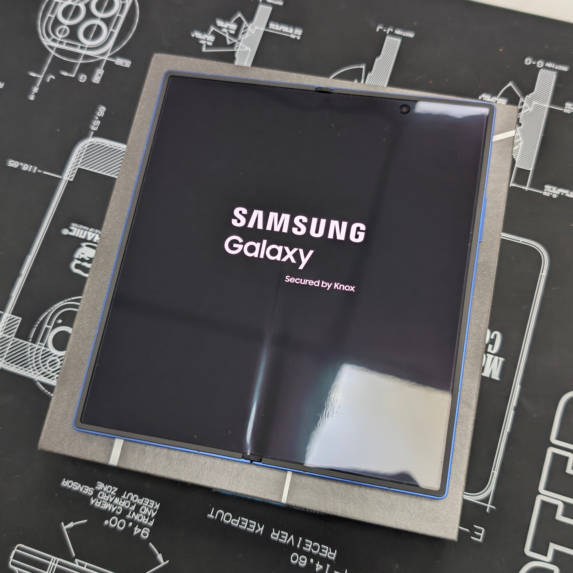 Samsung Galaxy Z Fold 7 Blue Shadow 256GB with Full Samsung Warranty