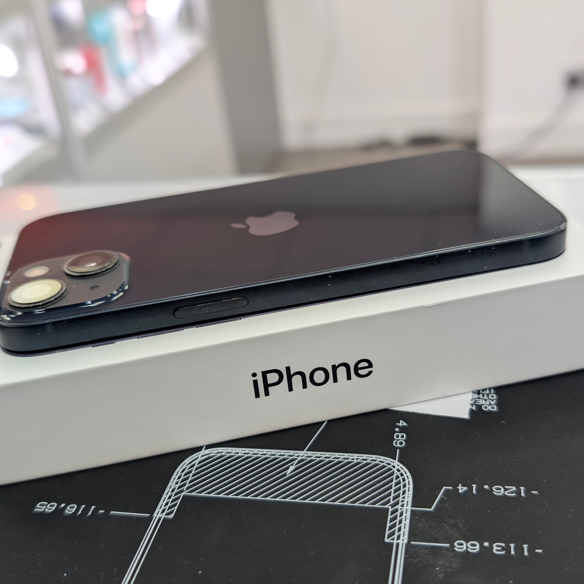 Apple iPhone 13 128GB Black 100% Battery