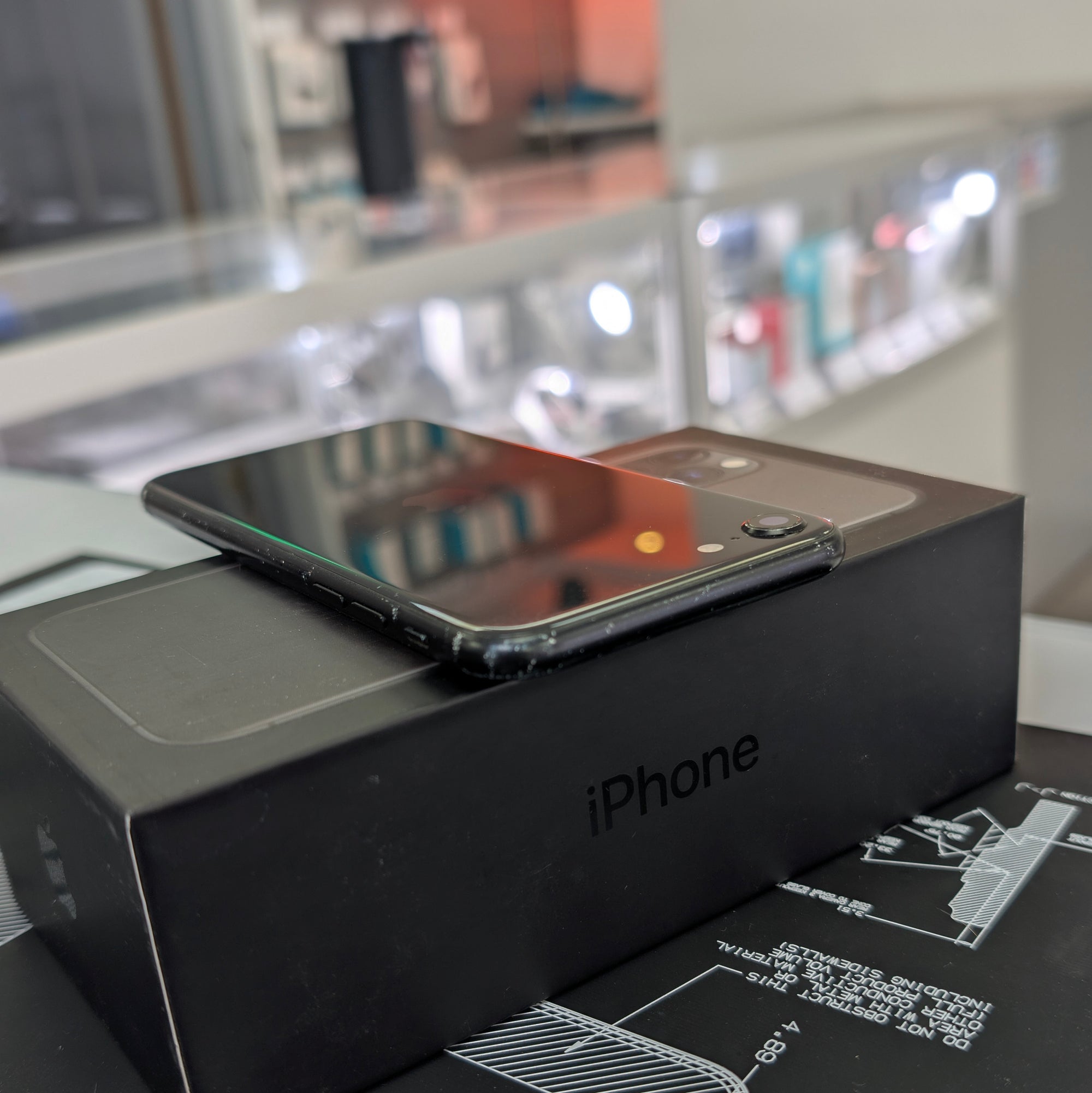 Apple iPhone SE 2020 64GB Black Unlocked GRADE C