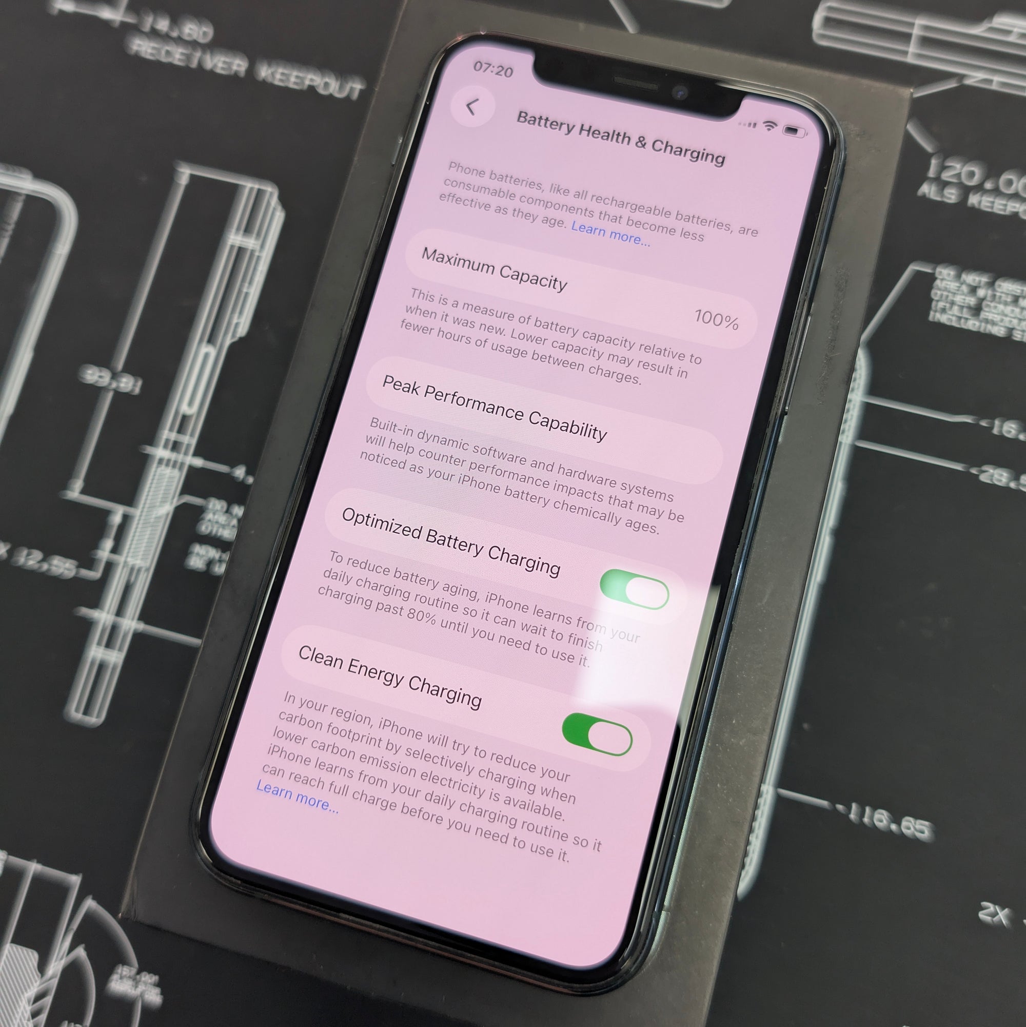 Apple iPhone 11 Pro Midnight Green 64GB -100% Battery Health