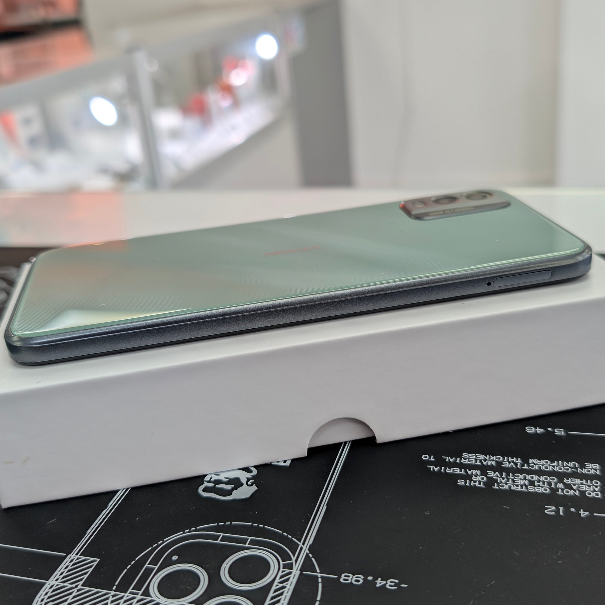 Nokia C32 - Android Phone - 128GB &amp; Autumn Green