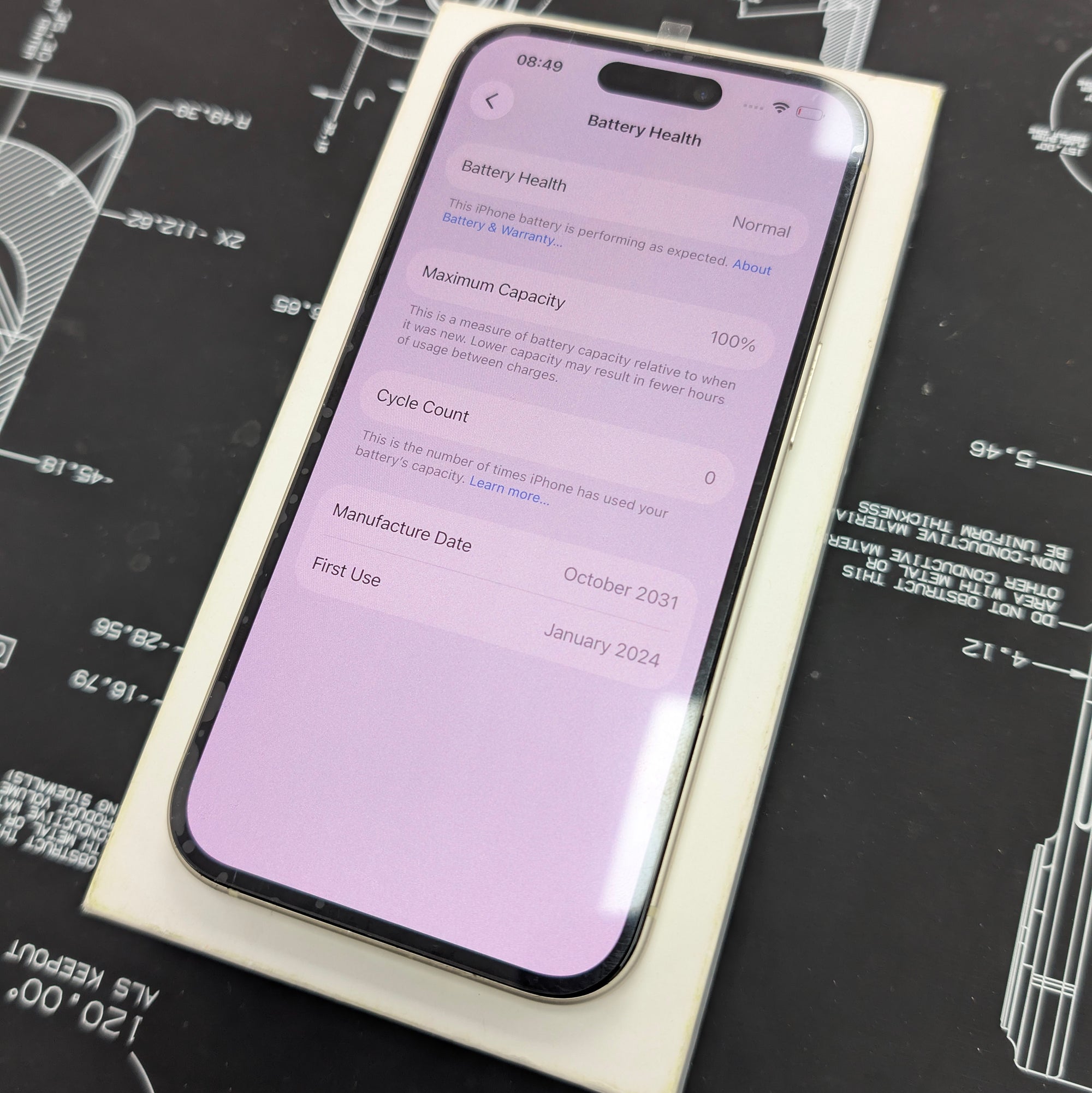 Apple iPhone 15 128GB Yellow 100% Battery Health