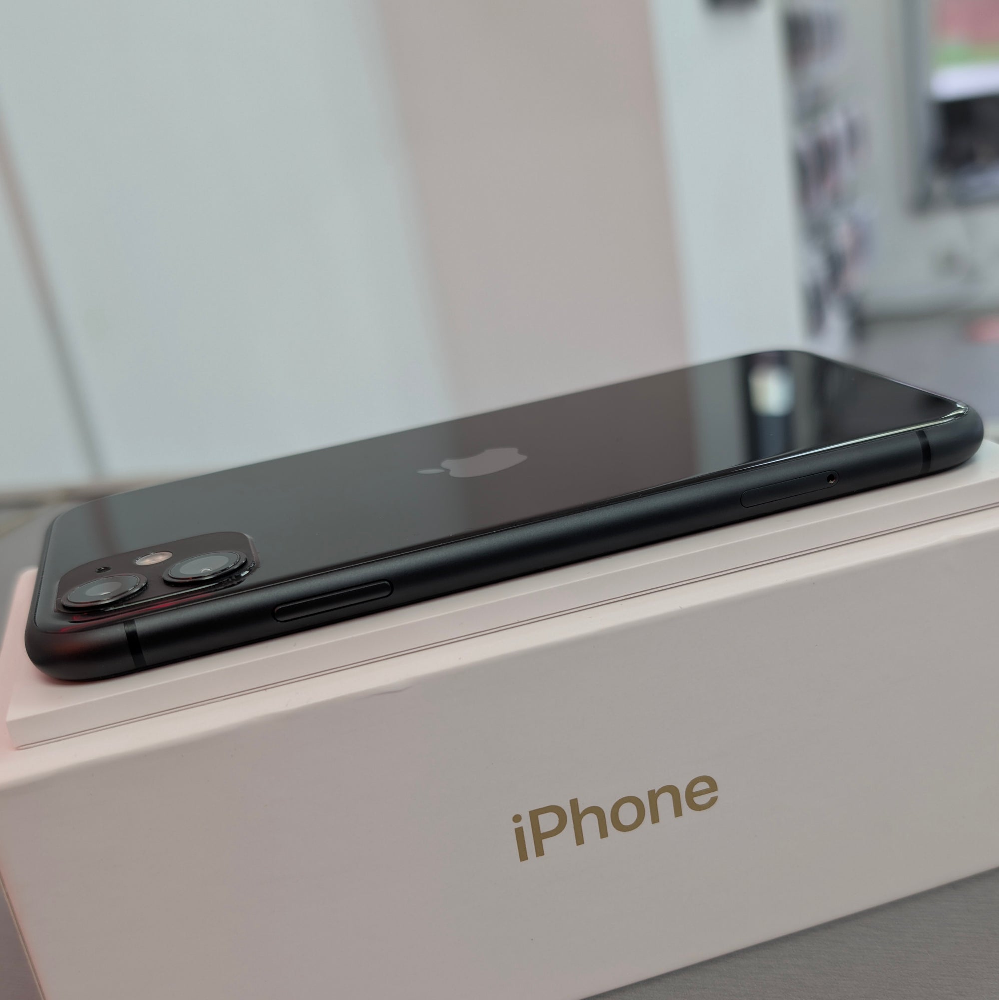 Apple iPhone 11 64GB Black Unlocked
