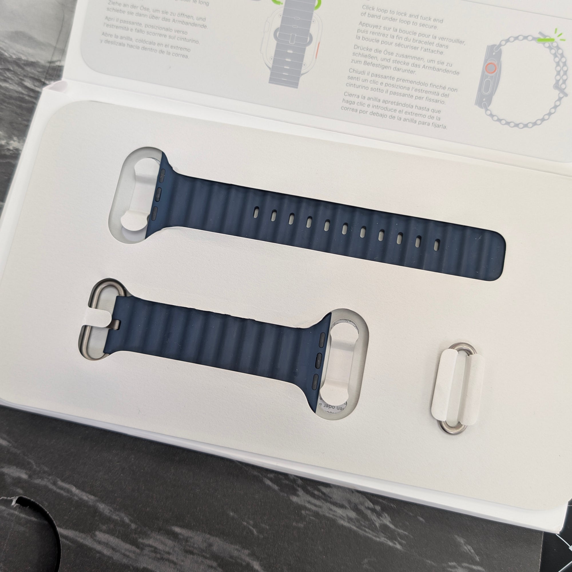 Apple Watch Ultra 2, 49mm GPS and Cellular - Titanium Case &amp; Blue Ocean Band