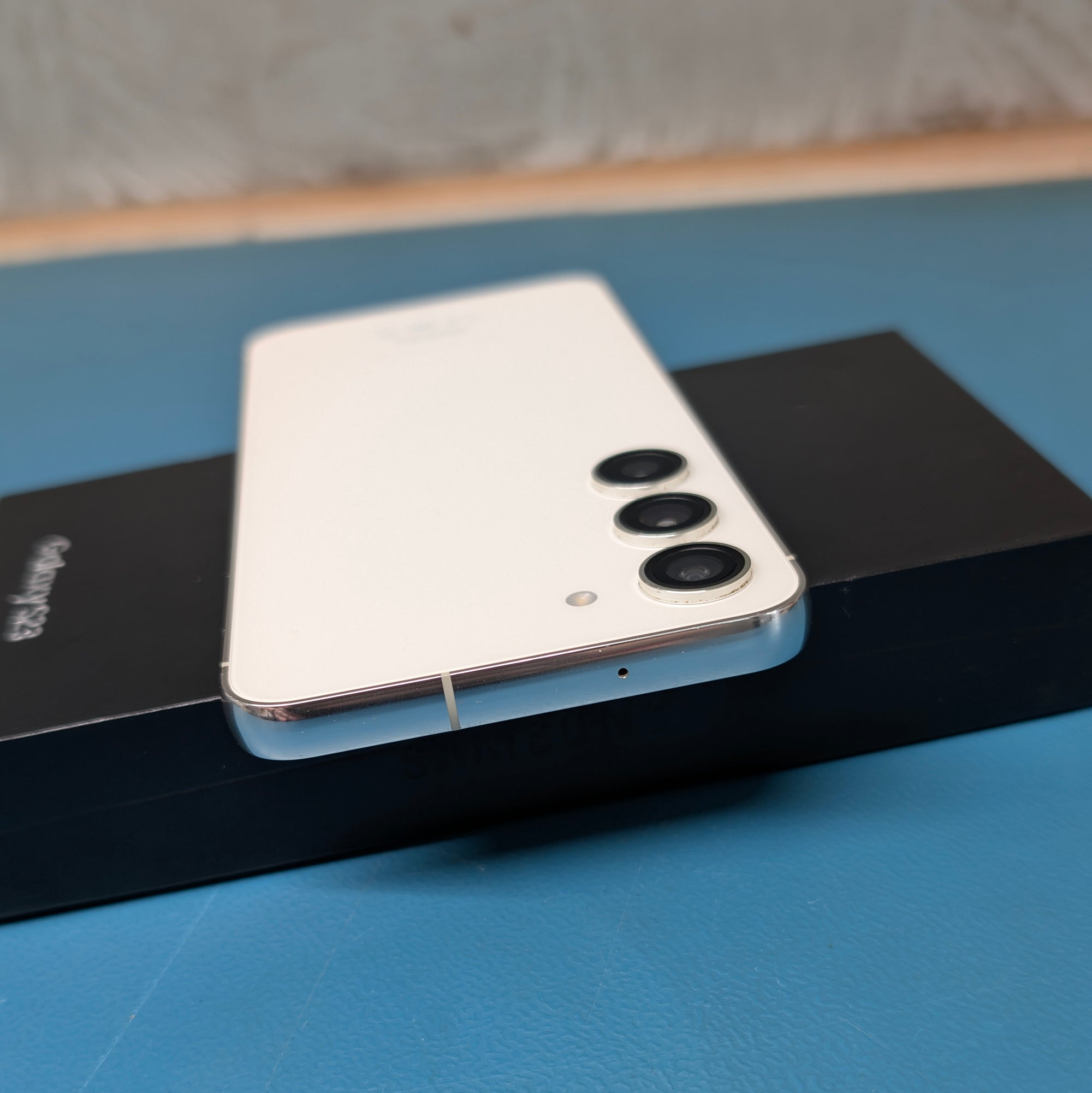 Samsung Galaxy S23 White 128GB