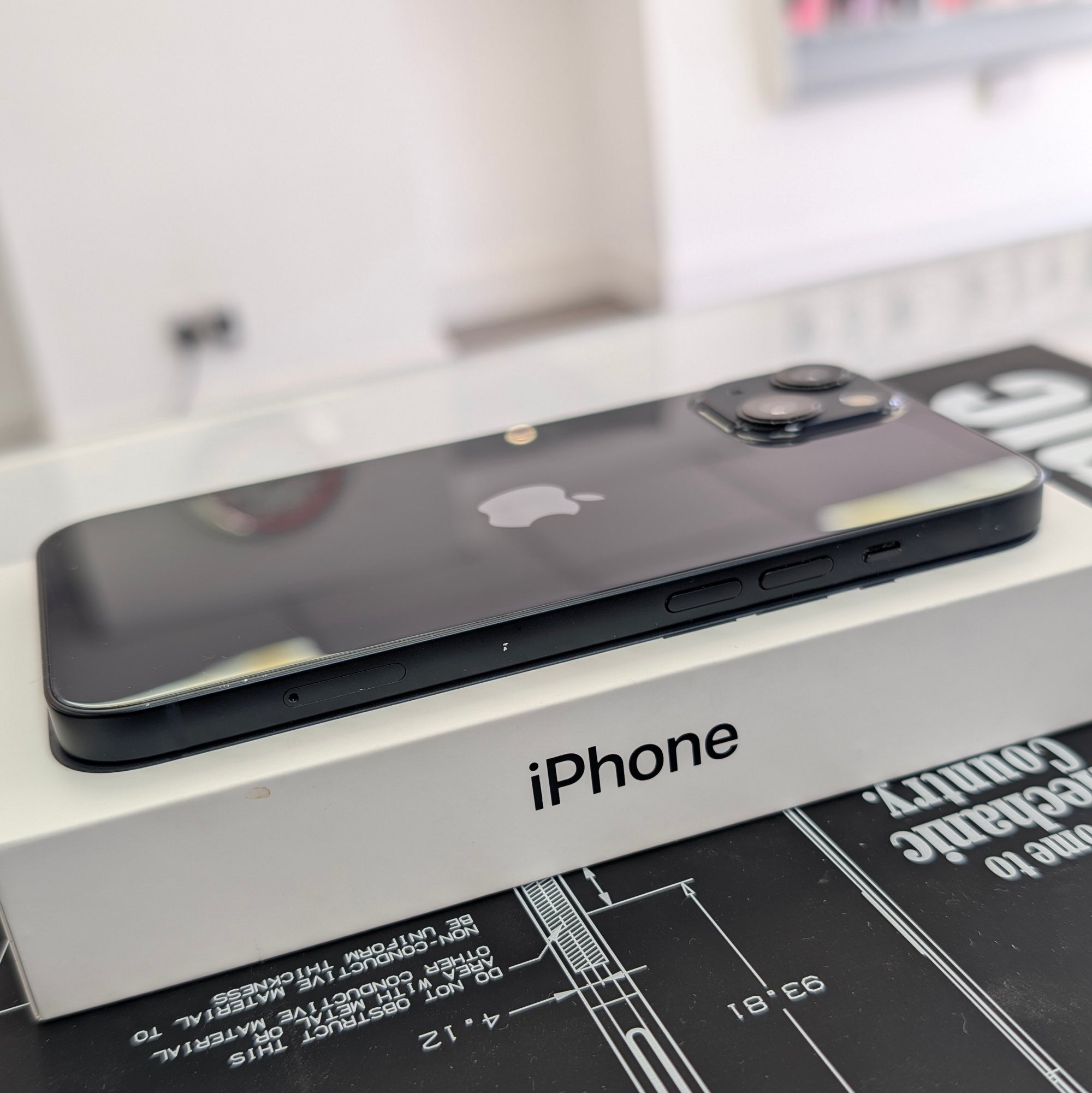 Apple iPhone 13 128GB Midnight
