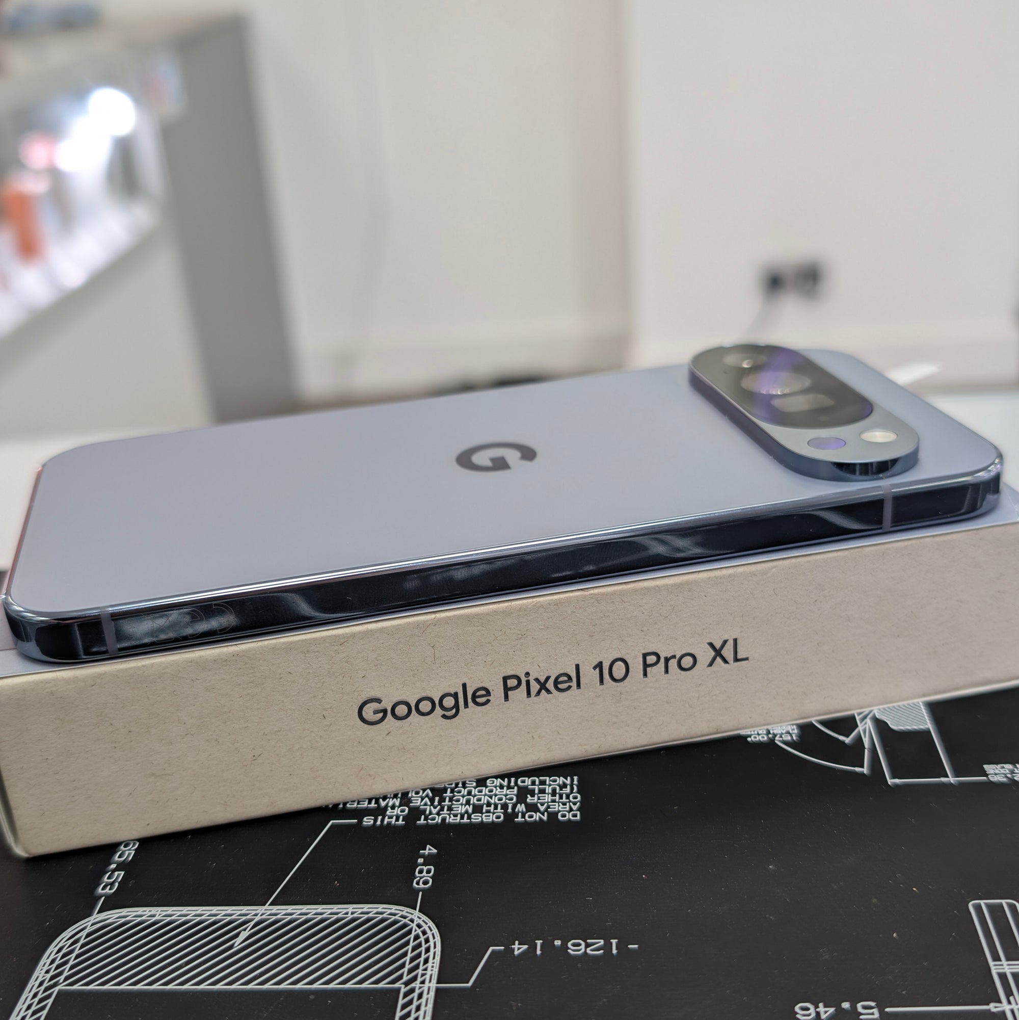 Google Pixel 10 Pro XL Moonstone 256GB