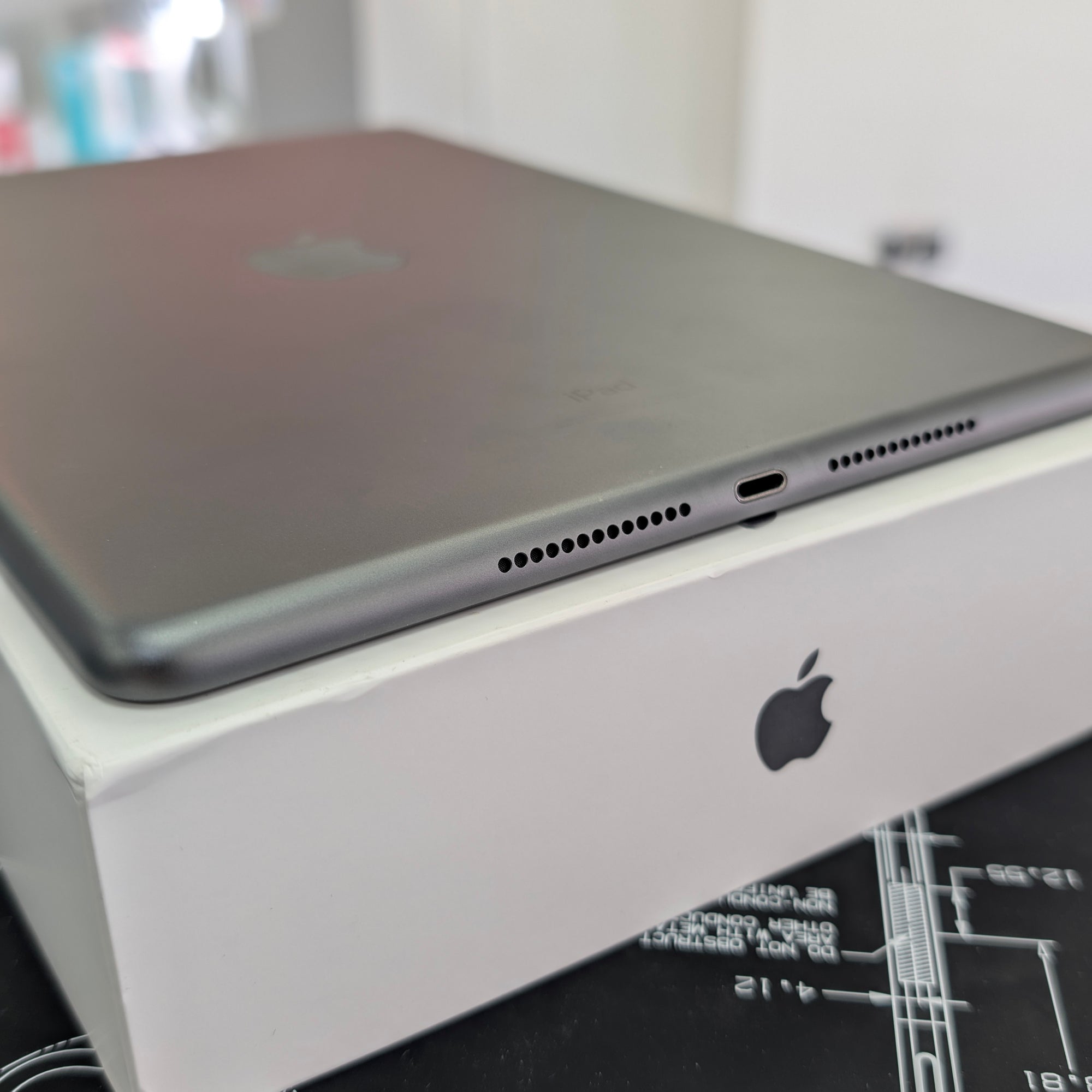 Apple iPad 8th Generation - 32GB Space Grey Wi-Fi Only