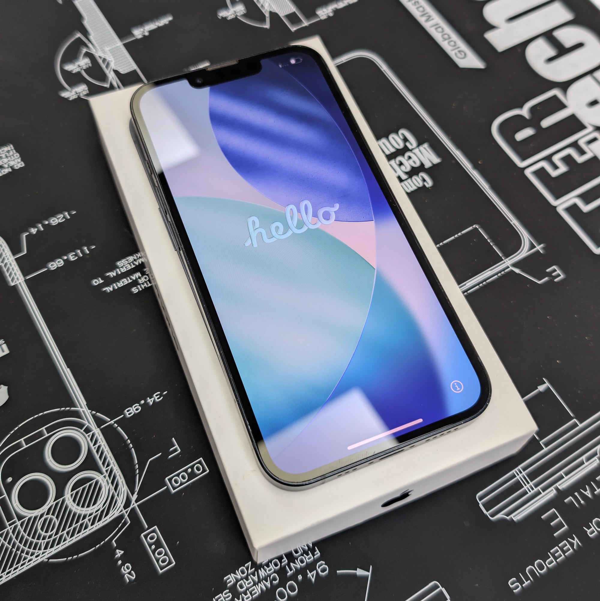 Apple iPhone 13 128GB Midnight 100% Battery