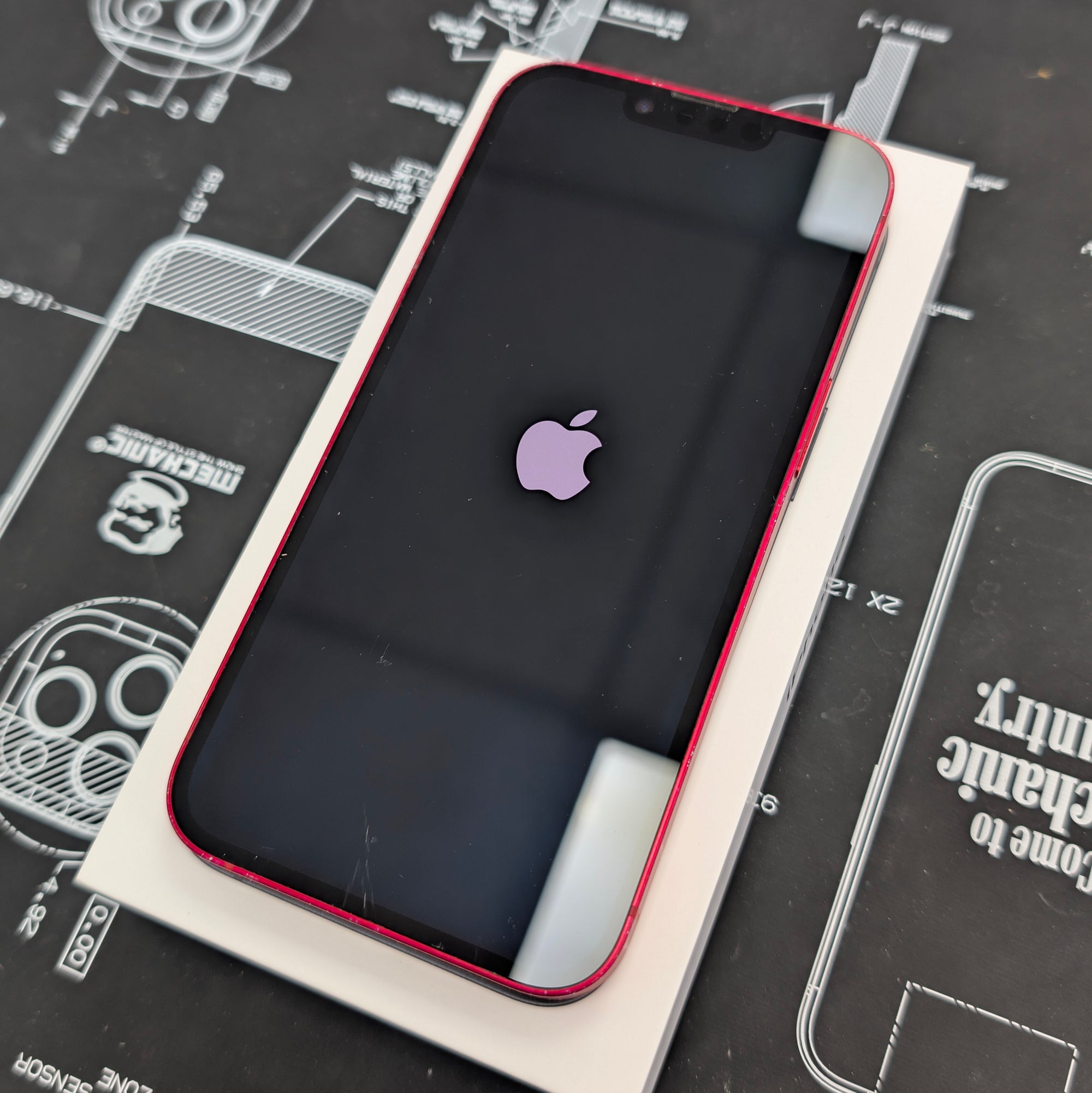 Apple iPhone 14 128GB - Red &amp; 100% Battery Health