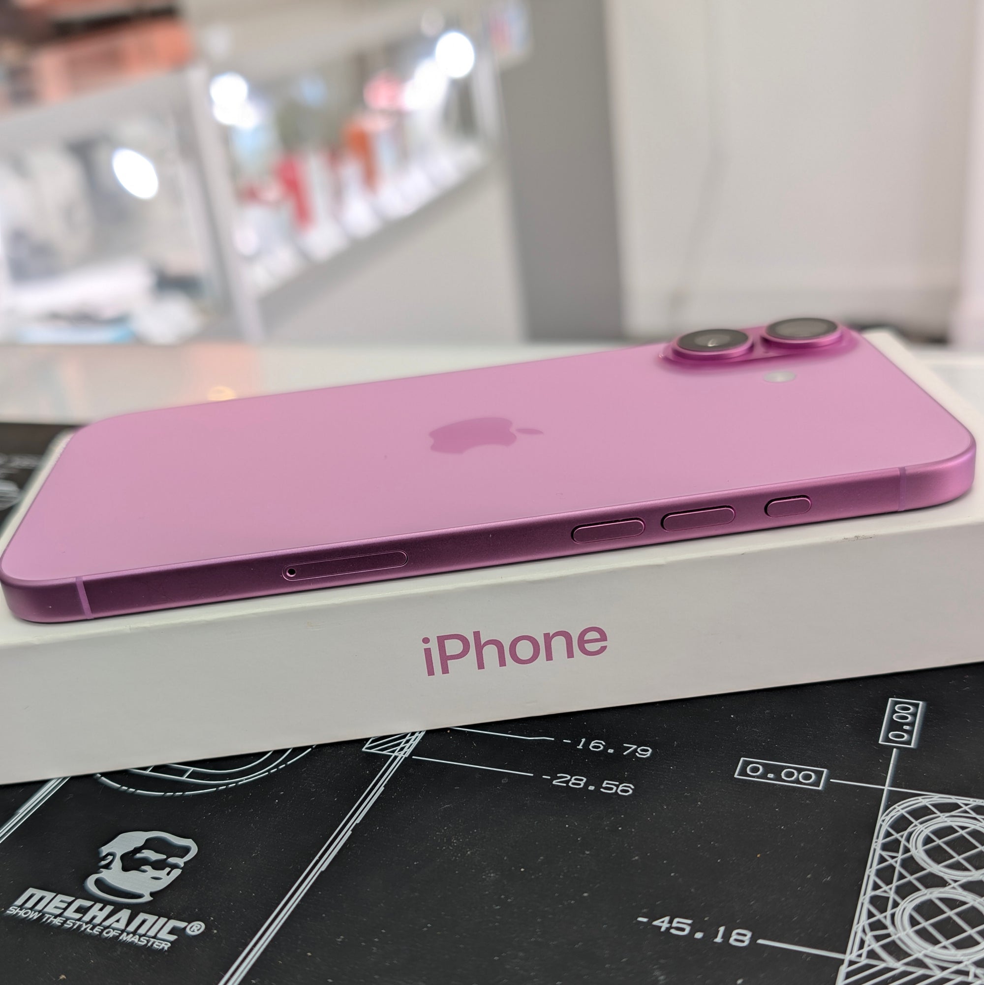 Apple iPhone 16 Plus 128GB Pink 100% Battery Health