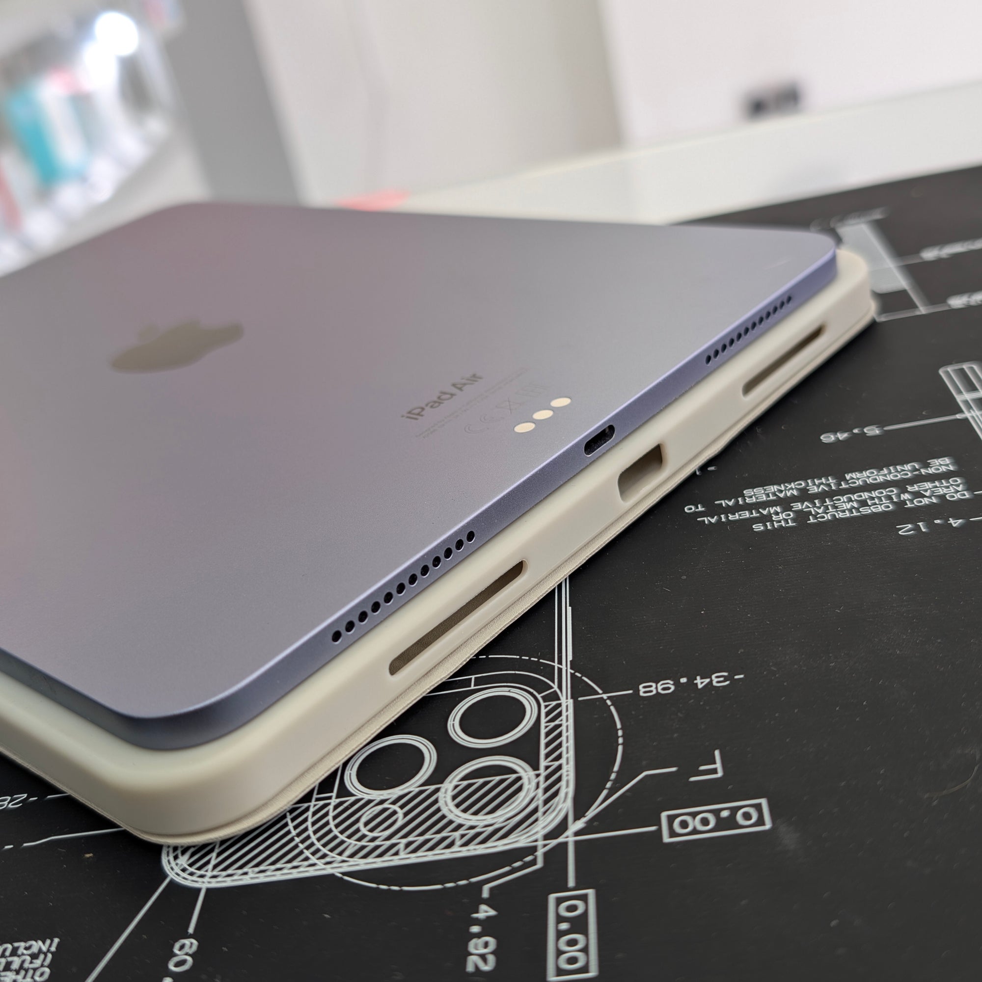 Apple iPad Air (5th Generation) 64GB Purple Wi-Fi Only