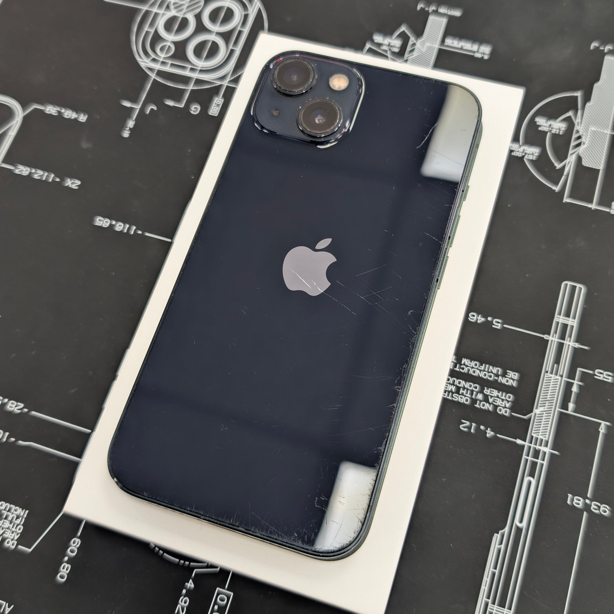 Apple iPhone 13 128GB Midnight 100% Battery