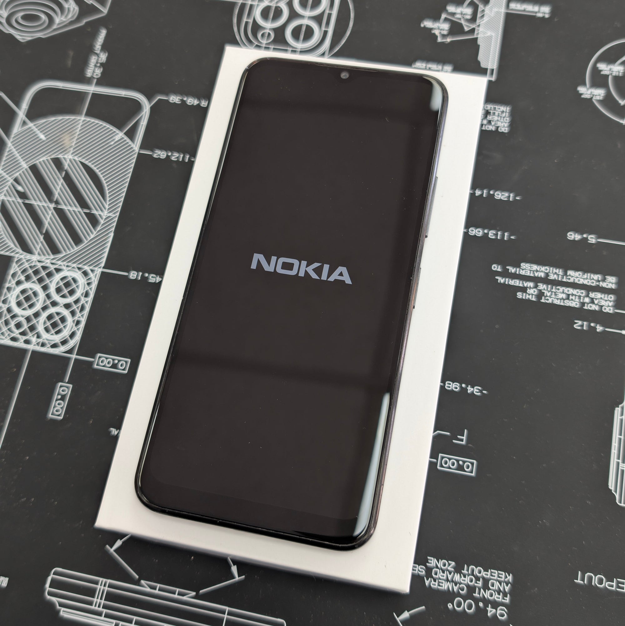 Nokia C32 - Android Phone - 128GB &amp; Autumn Green