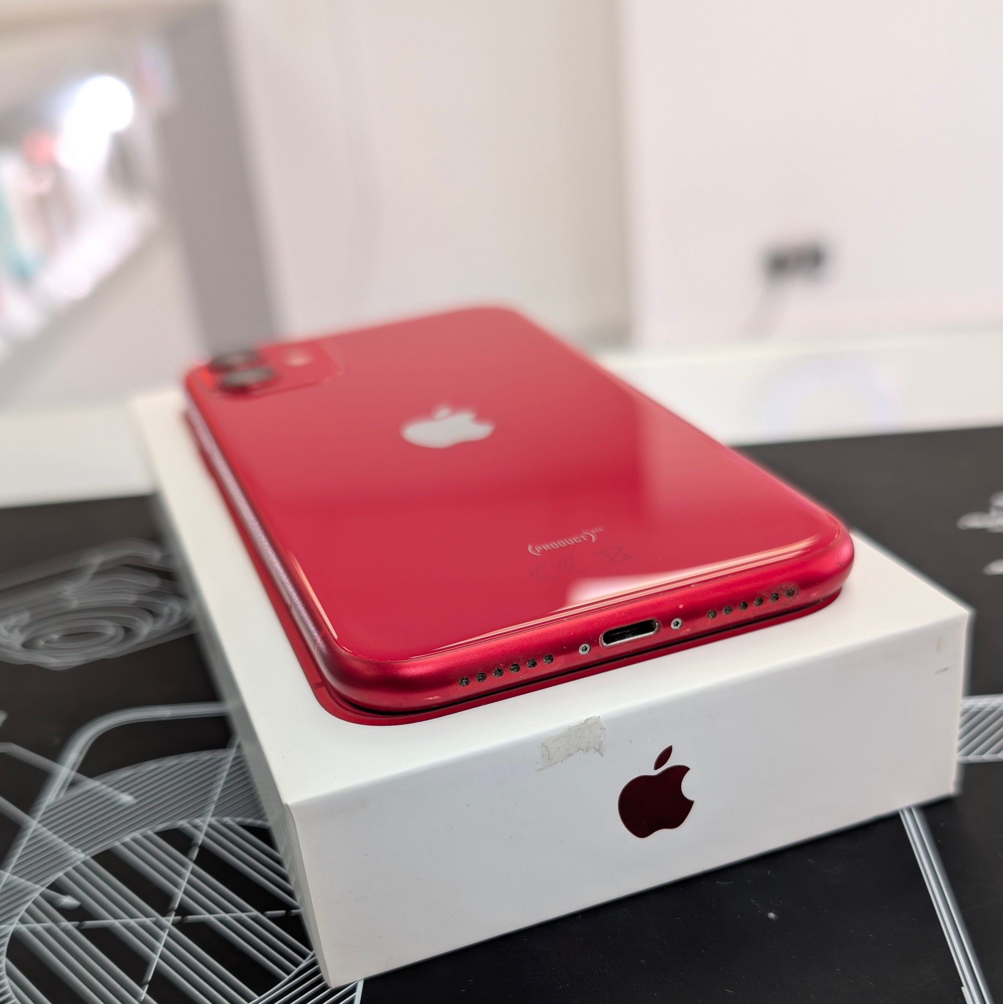 Apple iPhone 11 64GB Product Red Unlocked - NO FACE ID