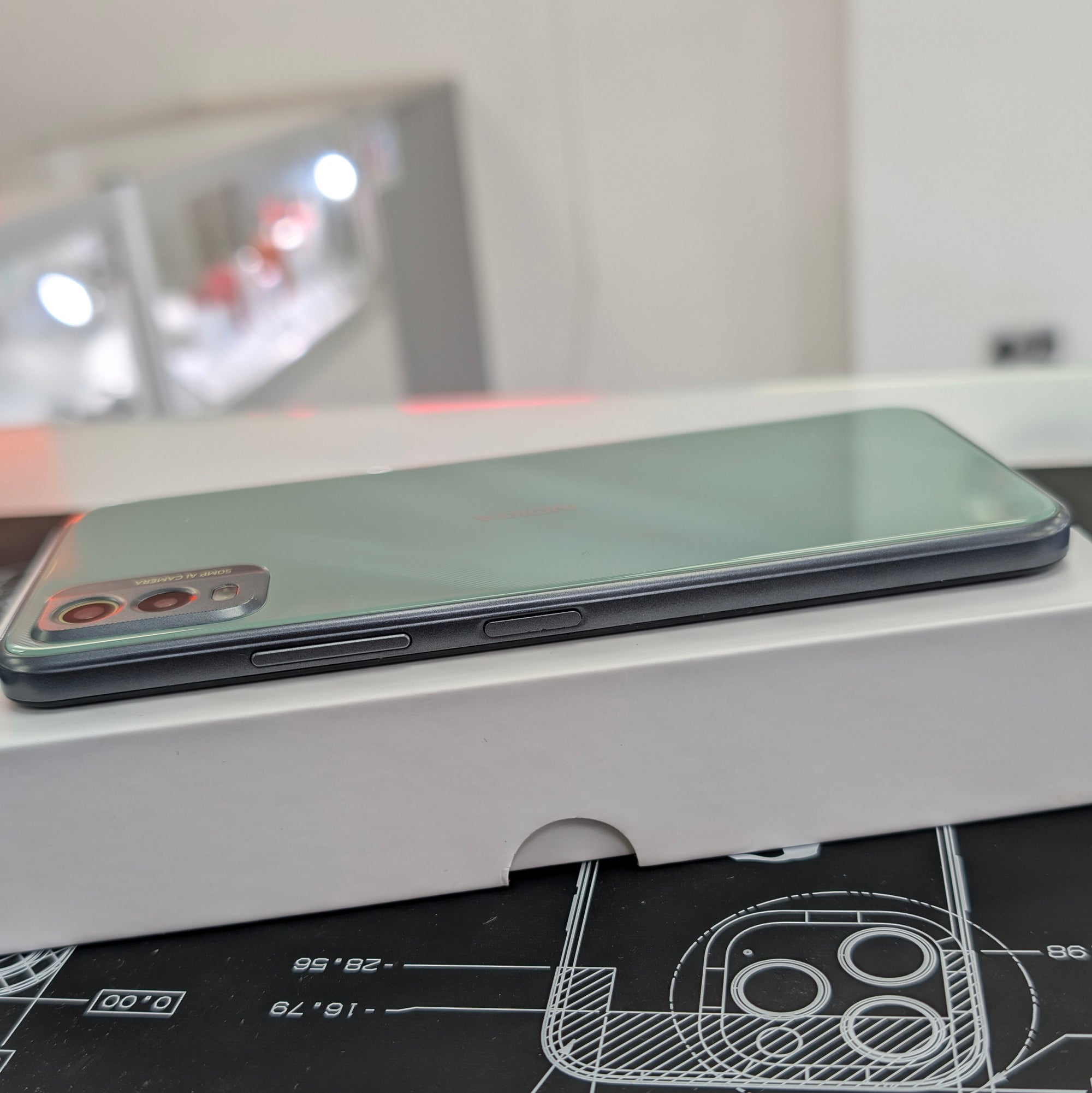 Nokia C32 - Android Phone - 128GB &amp; Autumn Green