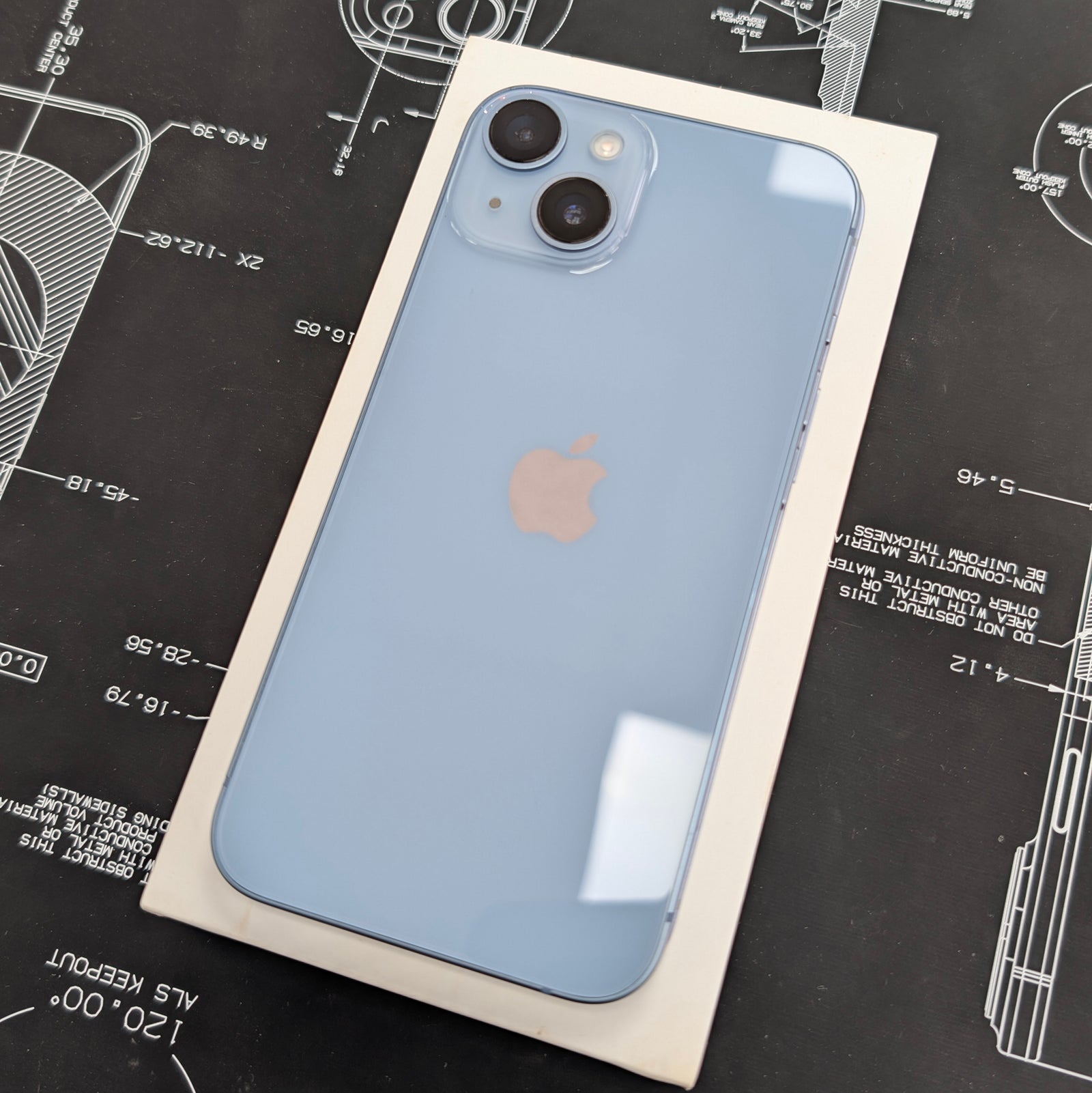 Apple iPhone 14 128GB - Blue - 100% Battery Health