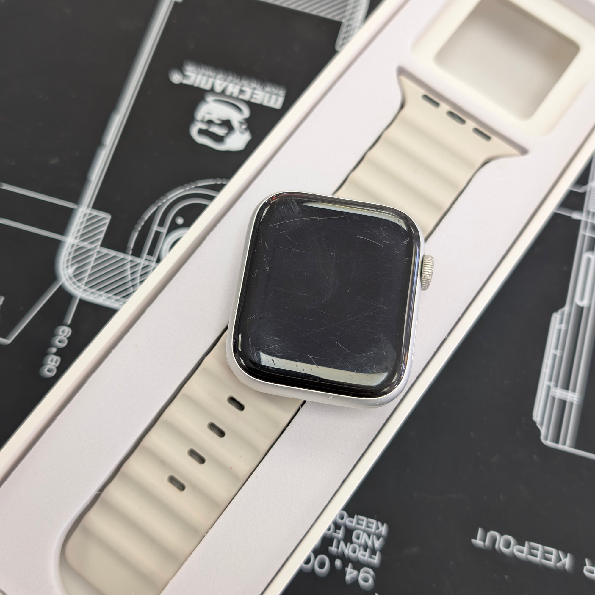 Apple Watch SE 2020 44mm Silver WiFi Only