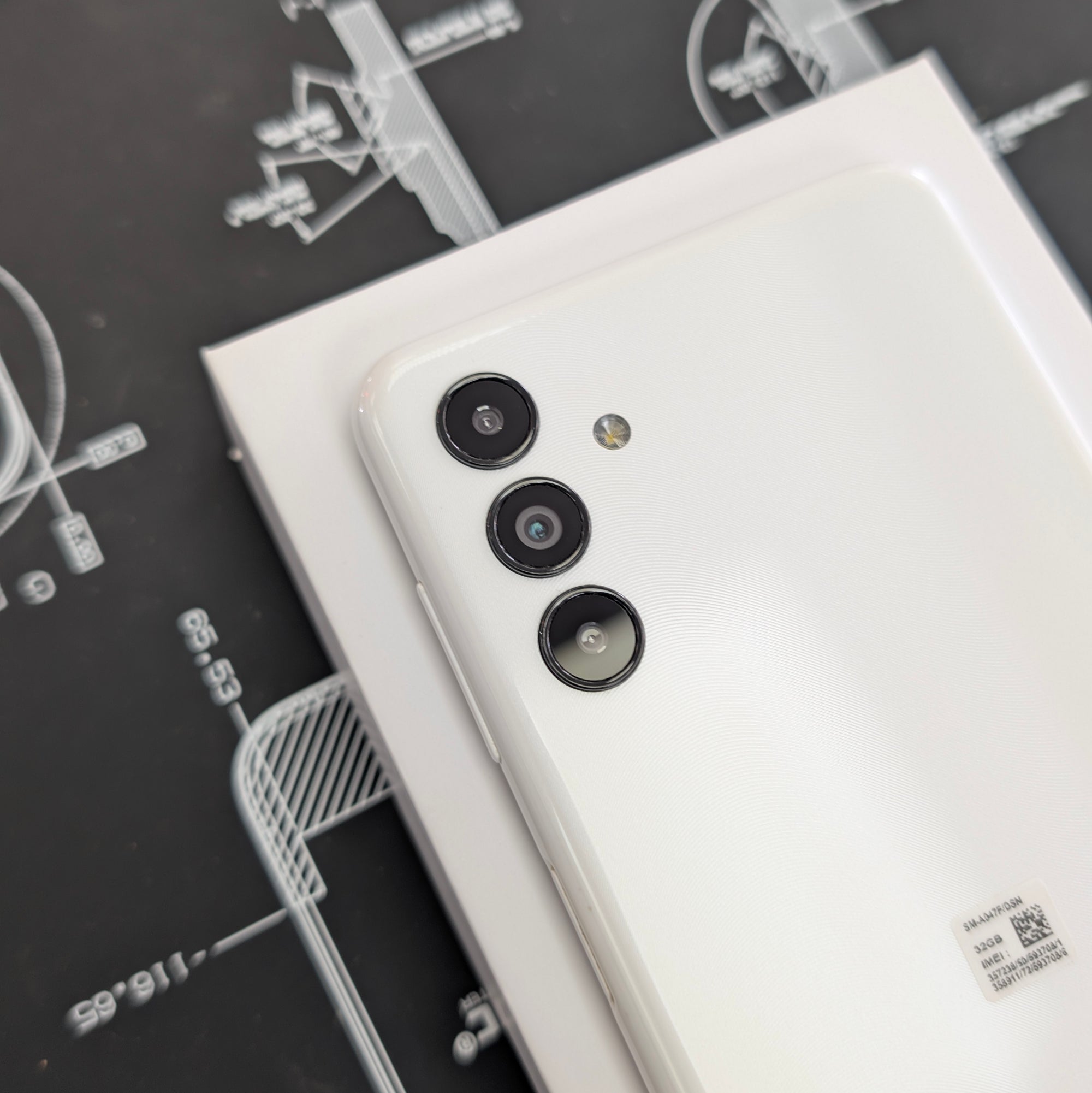 Samsung Galaxy A04S 32GB Unlocked White