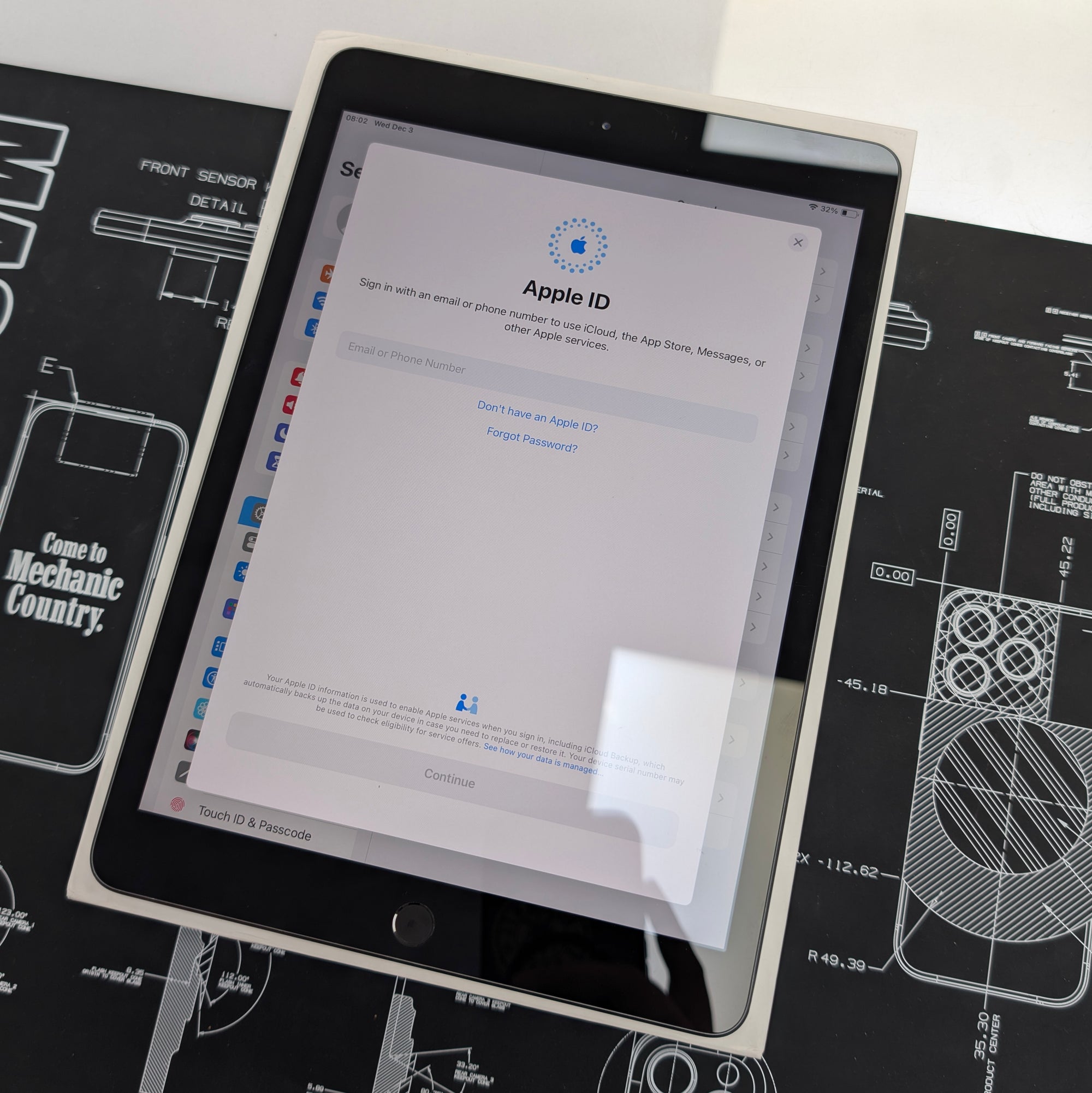 Apple iPad 7th Generation 32GB WiFi