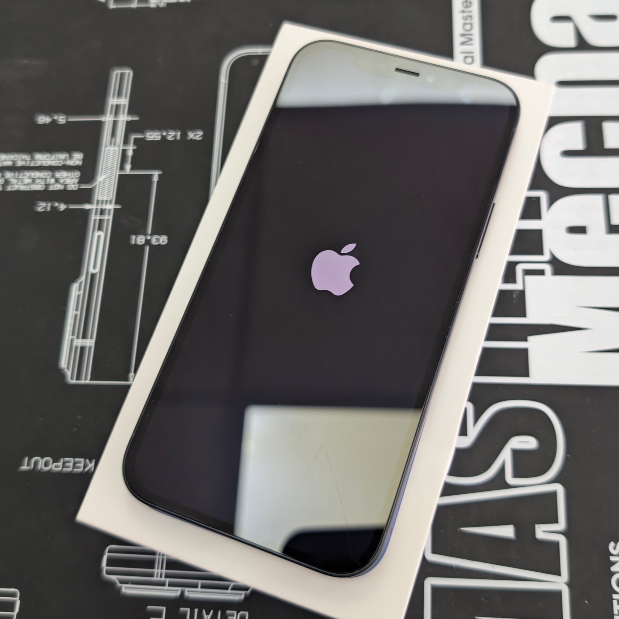 Apple iPhone 12 64GB Black 99% Battery Health