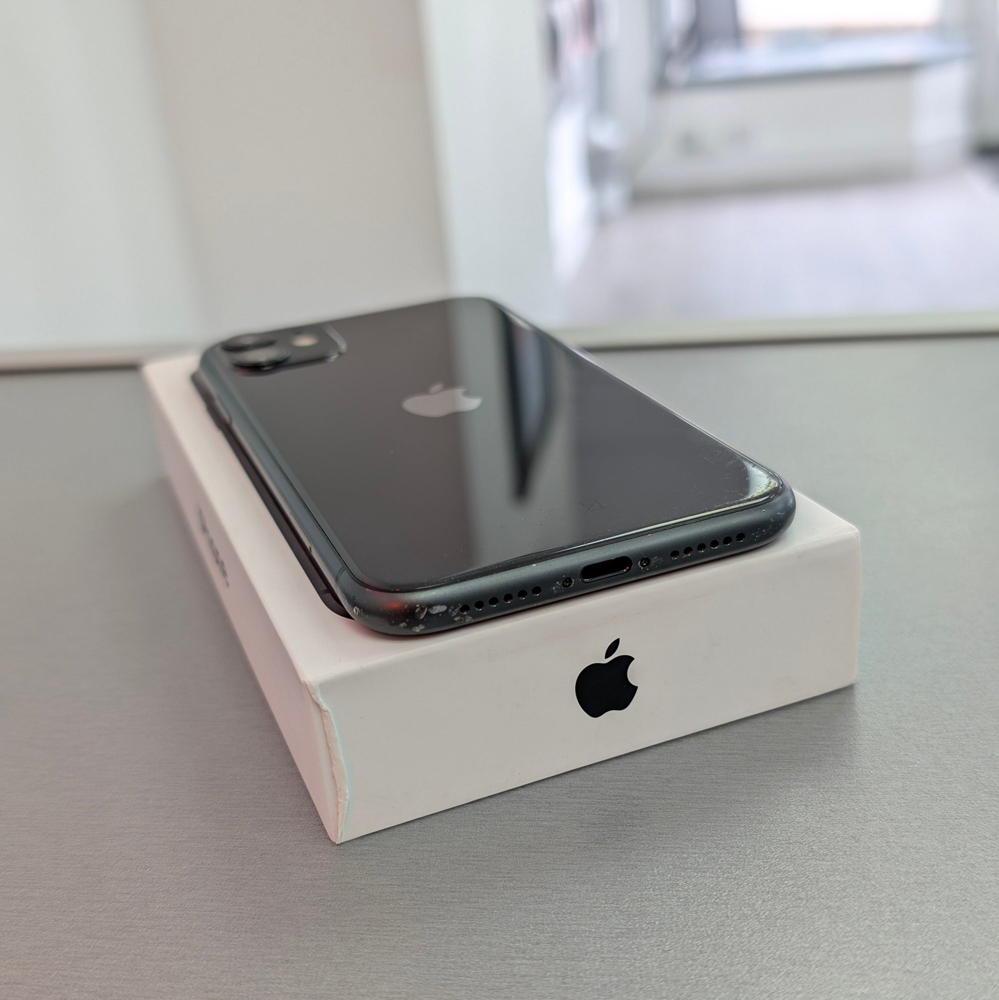 Apple iPhone 11 64GB Black Unlocked Grade C