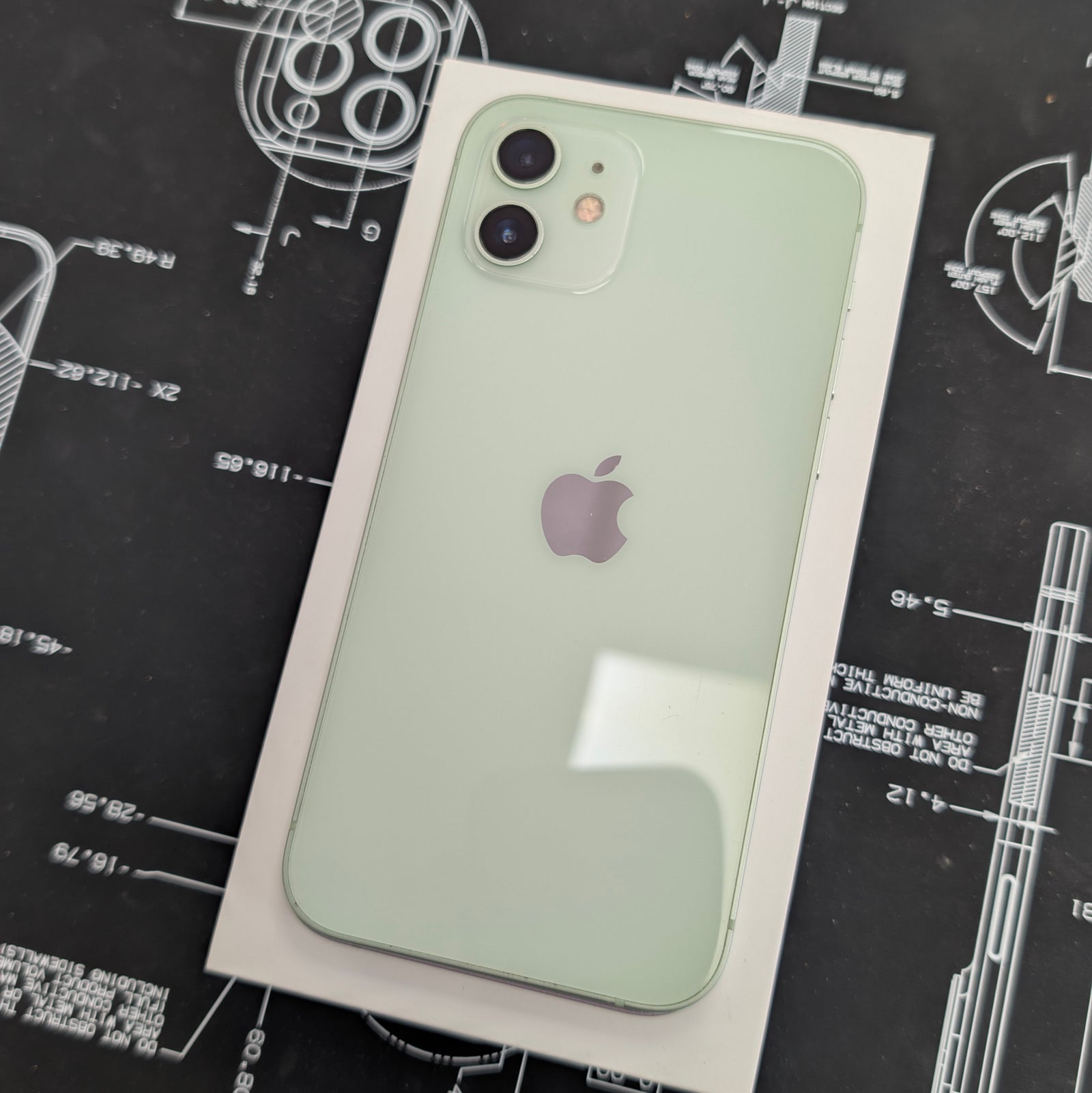 Apple iPhone 12 64GB Green Unlocked