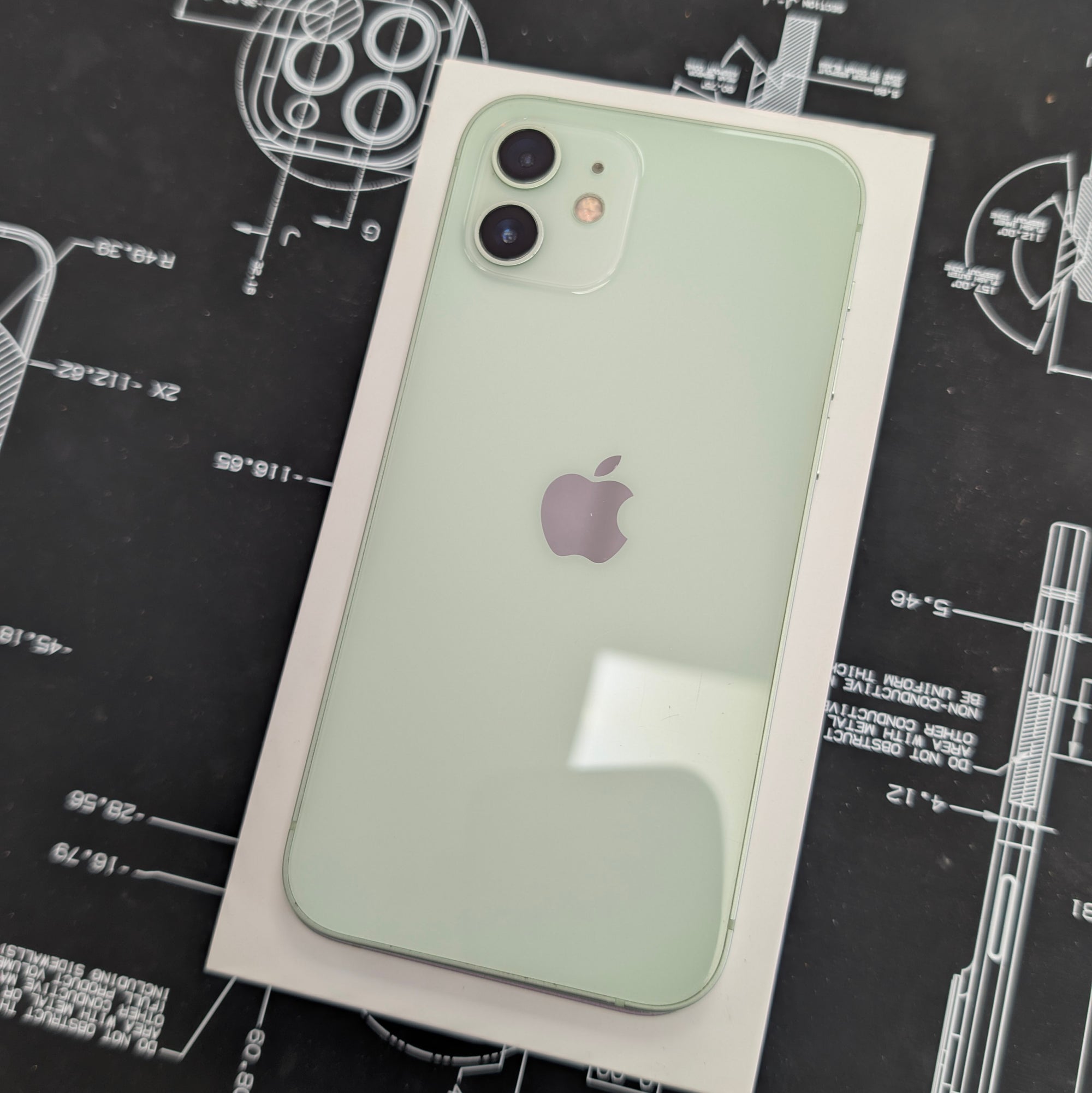 Apple iPhone 12 64GB Green Unlocked 100% Battery Health