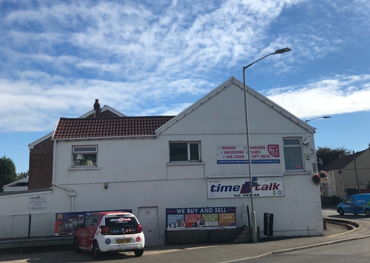 Nokia 110 4G Basic Mobile Phone (Black Only)